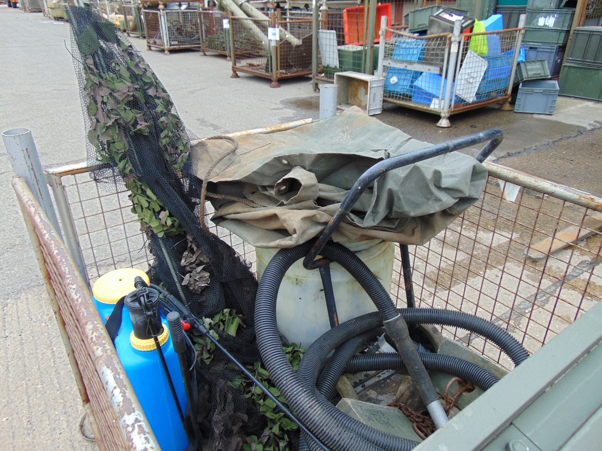 1 x Stillage Sprayer, Cam Netting, Wheel Chocks, Camp Table etc - Image 3 of 5