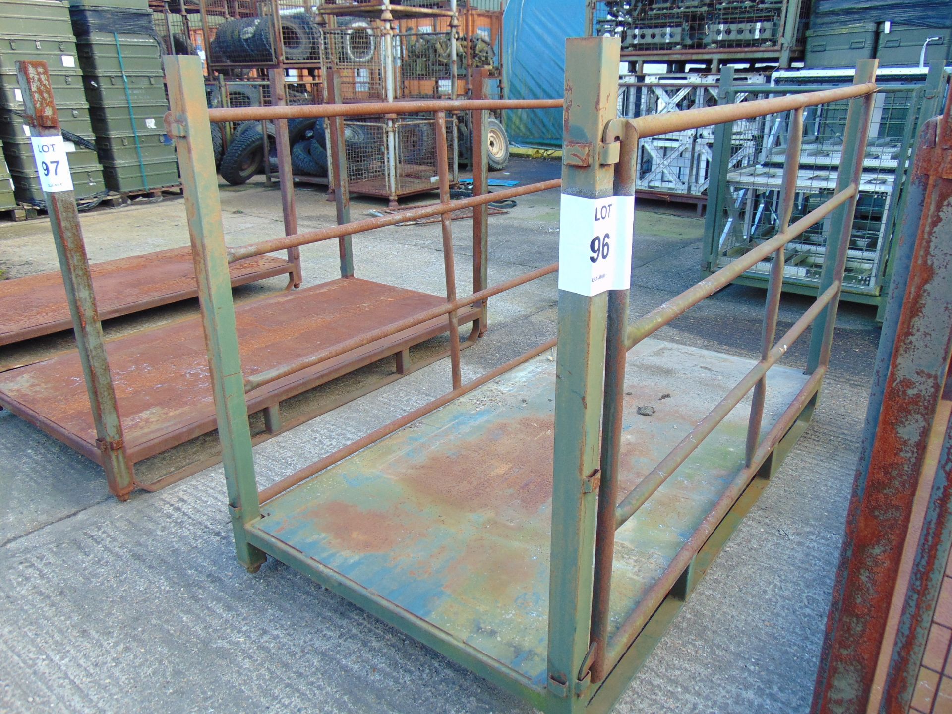 MOD Heavy Duty Stacking Steel Stillage Post Pallet