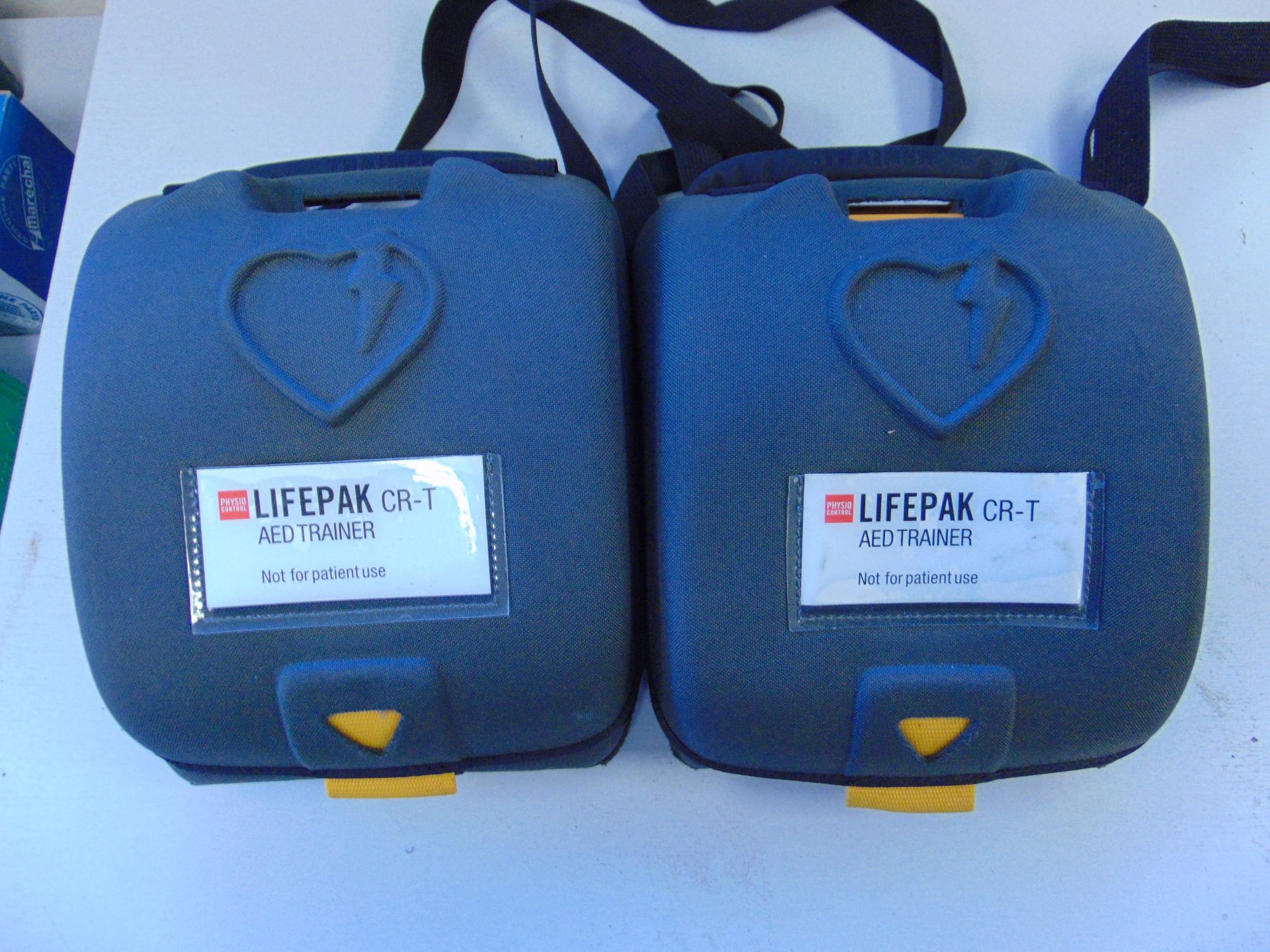 2 x Physio Controls Lifepak CR-T Defibrillator AED Trainer Unit in Carry Case - Image 2 of 4