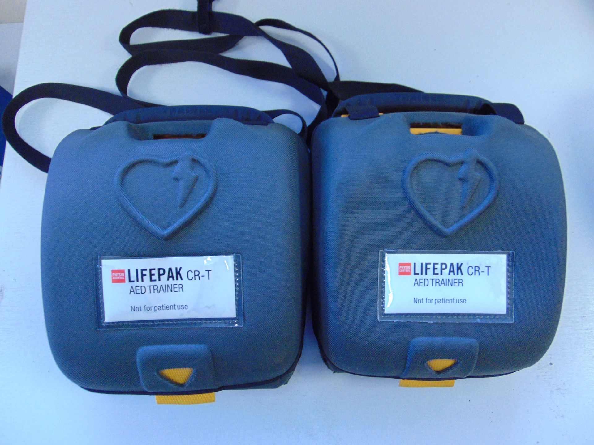 2 x Physio Controls Lifepak CR-T Defibrillator AED Trainer Unit in Carry Case - Bild 2 aus 4