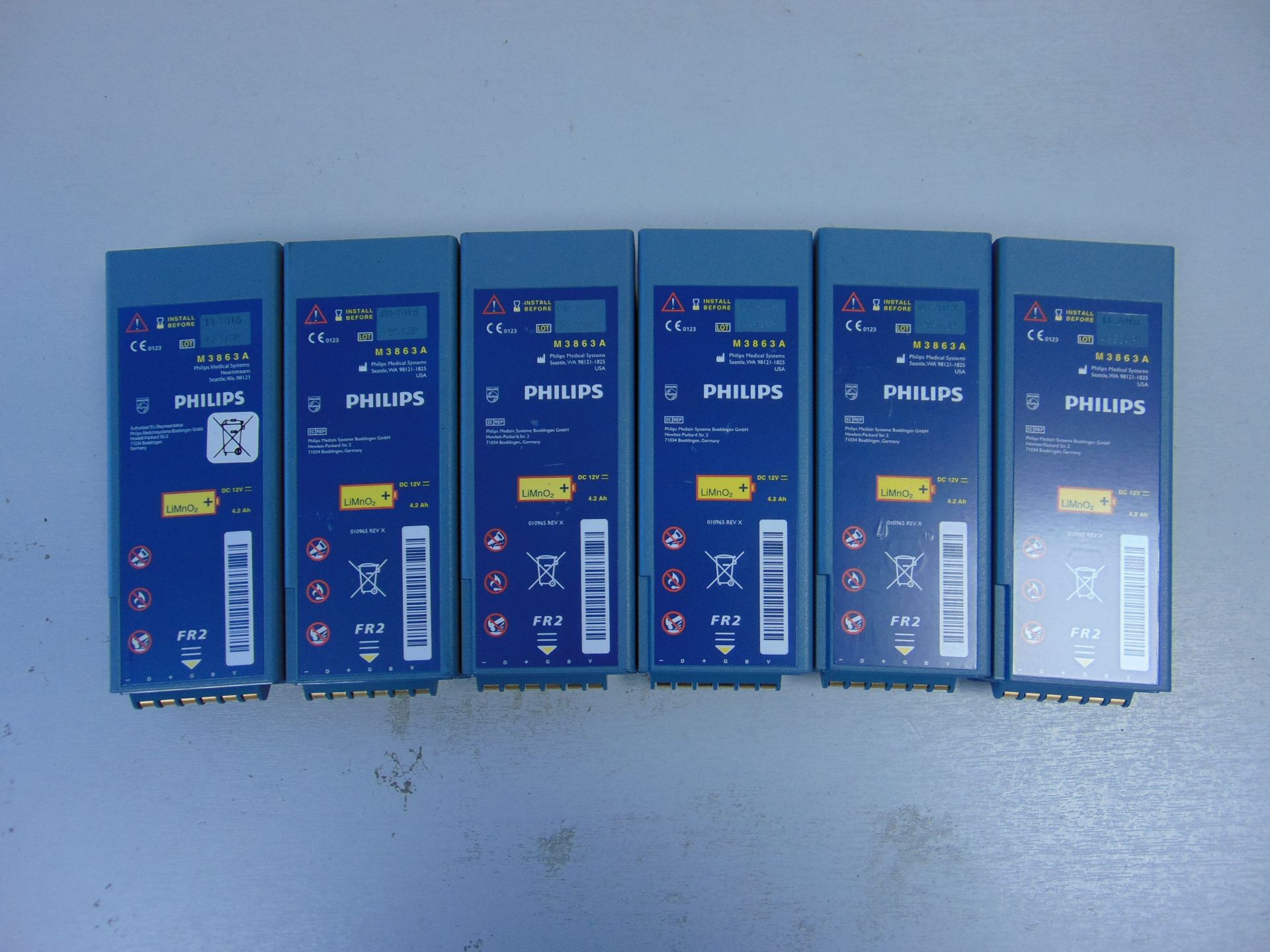 6 x Philips Heartstart FR2 Defibrillator Batteries - Image 2 of 3