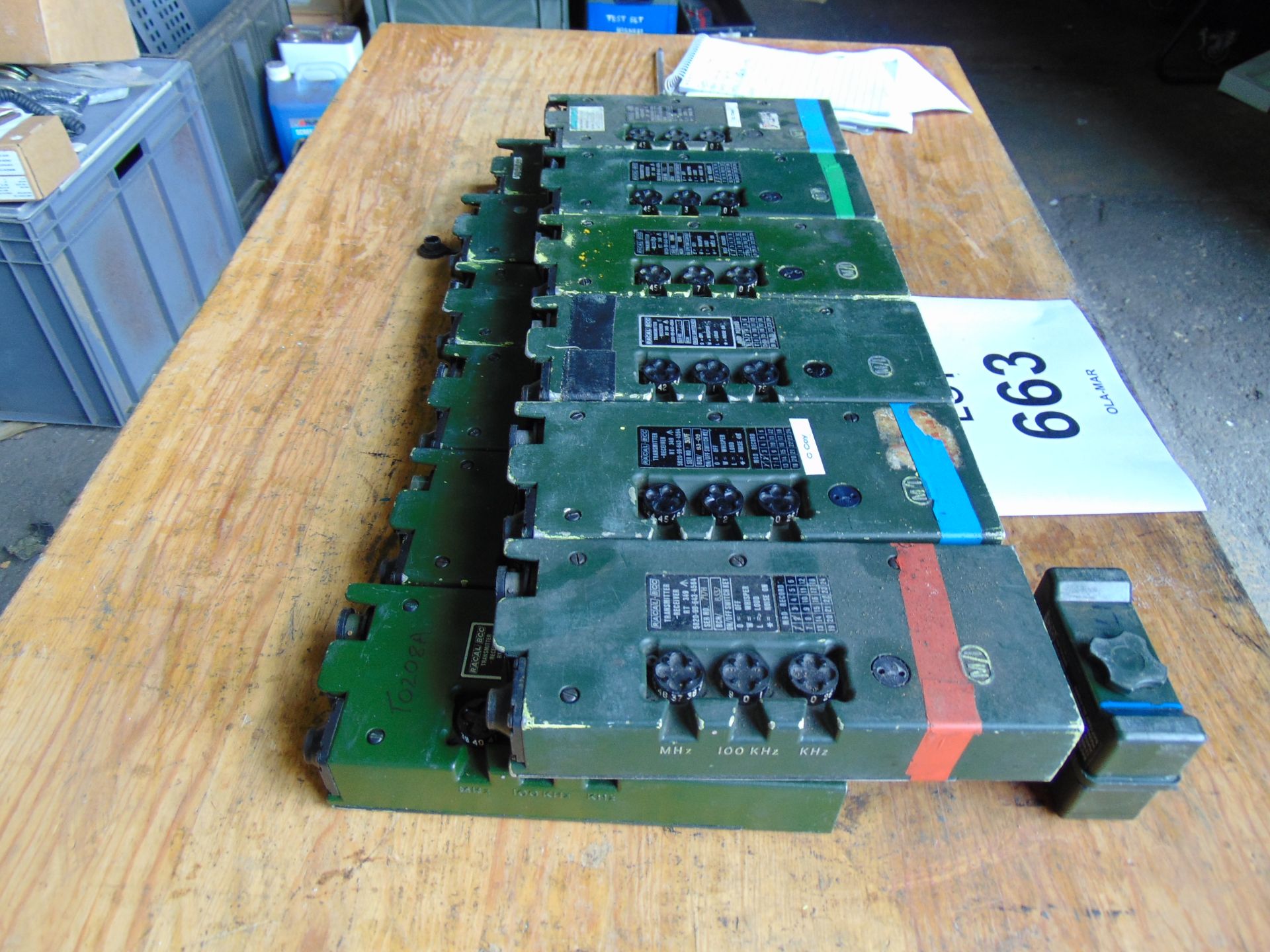 12 x Clansman UK RT 349 Transmitters Receivers - Image 2 of 4