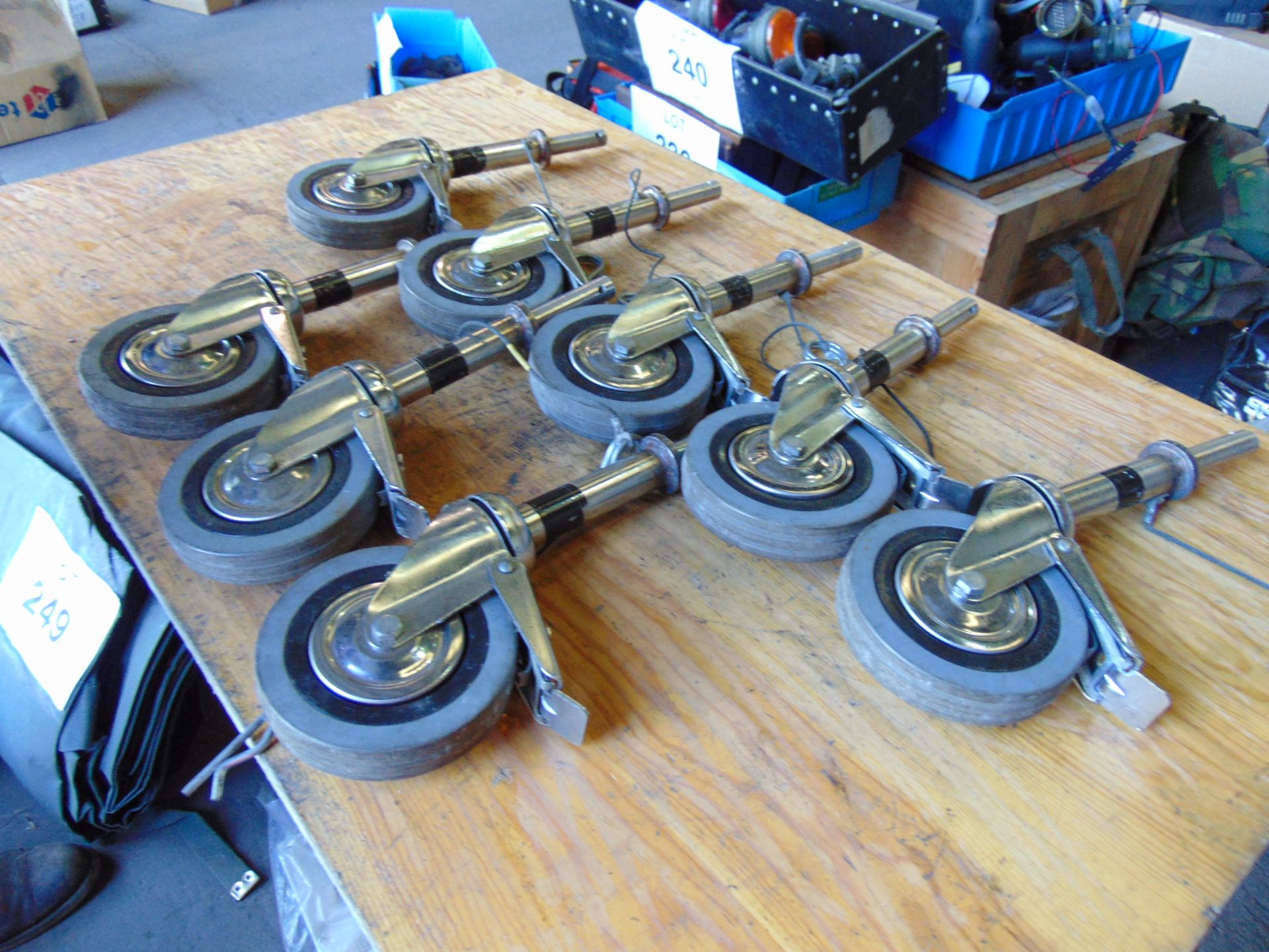 8 x Casters With Brake - Image 5 of 5