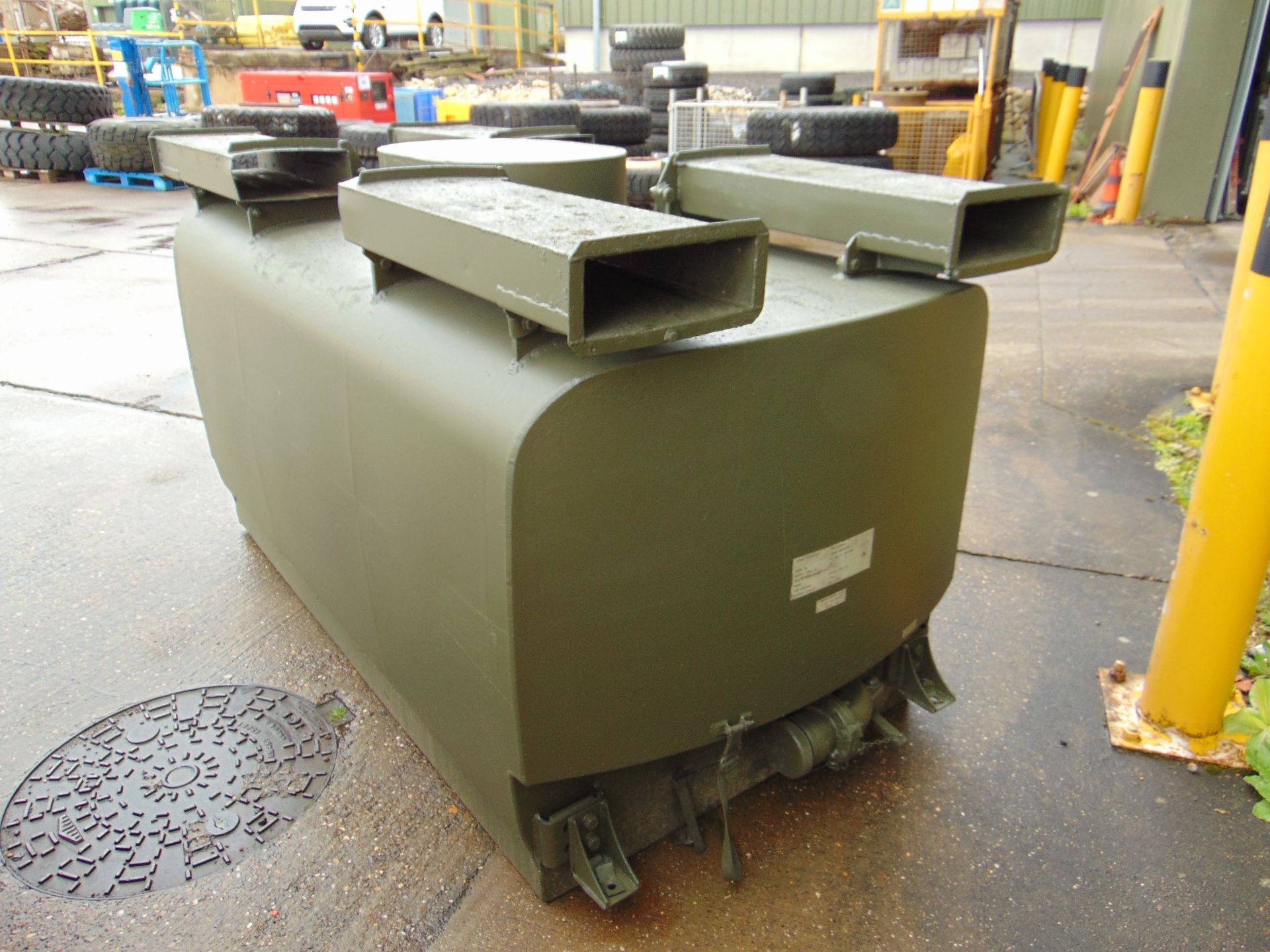 Gloster Saro 2,200 Ltr Aluminium Fuel / Fluid Distribution Tank - Image 3 of 13