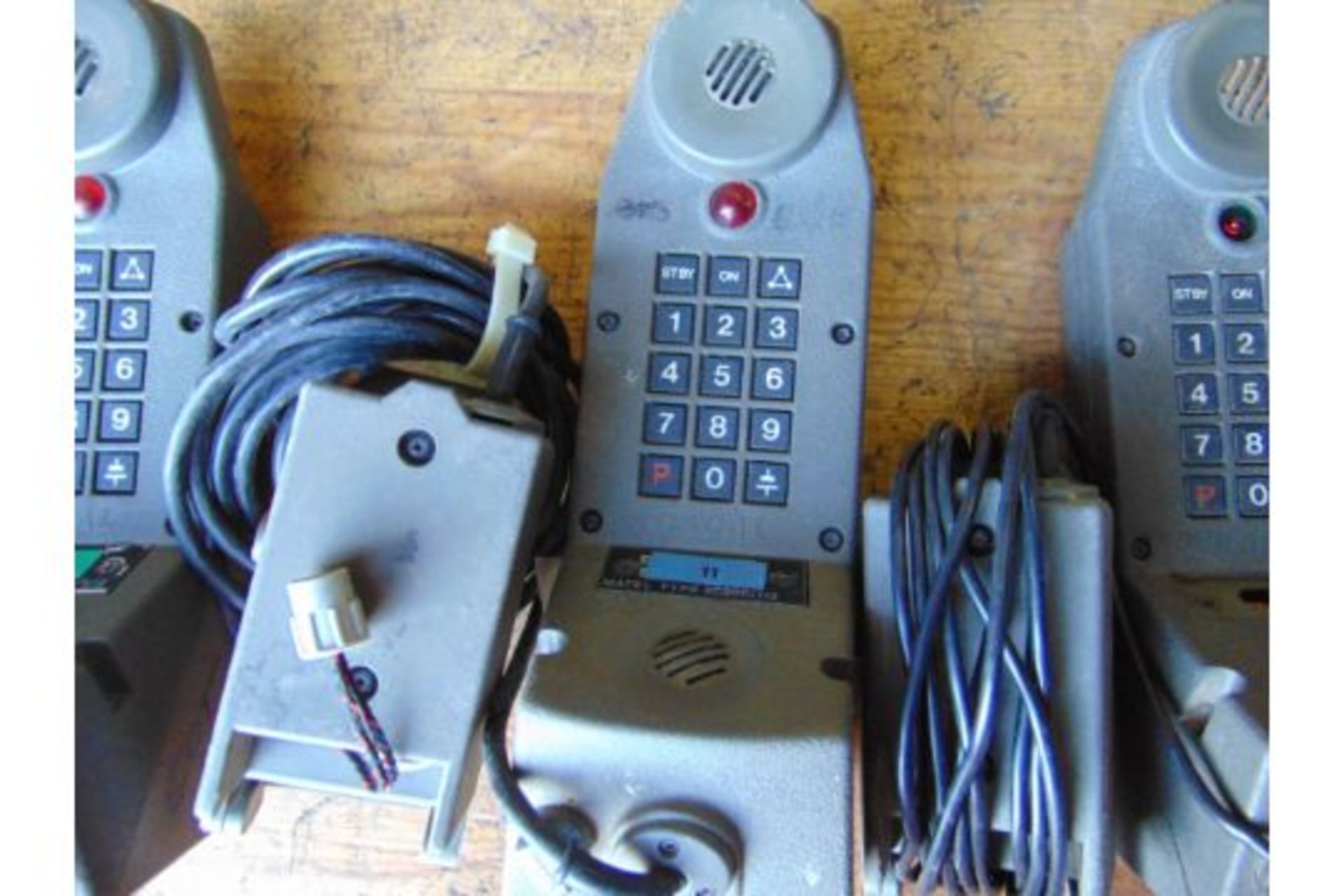 3 x Matel 2C800 Field Telephones - Bild 2 aus 3