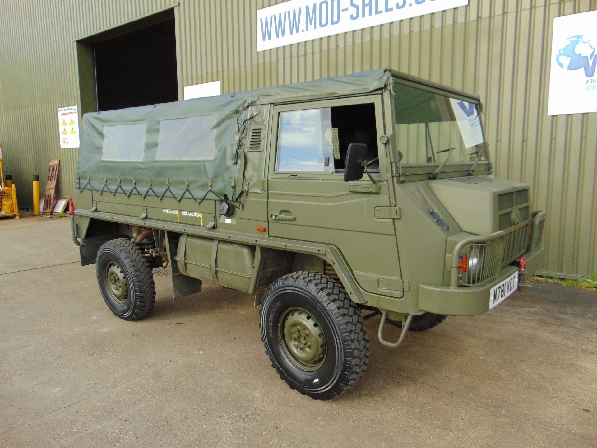 Pinzgauer 716 RHD soft top - only 7235 recorded miles! - Image 8 of 61