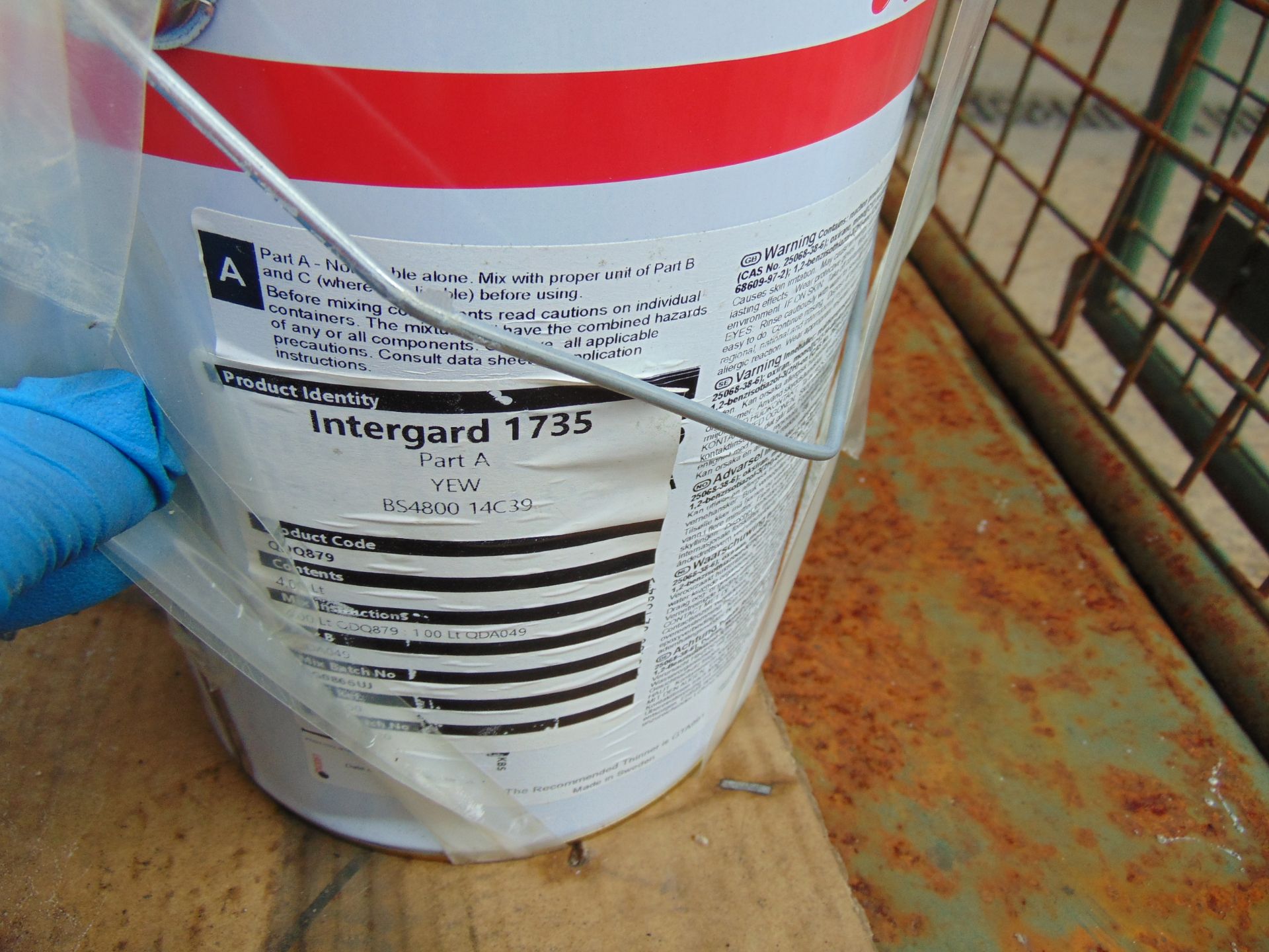 5 Litres International Intergard 2 pack Yew Green Paint, New Unissued MoD Reserve Stocks - Image 2 of 3