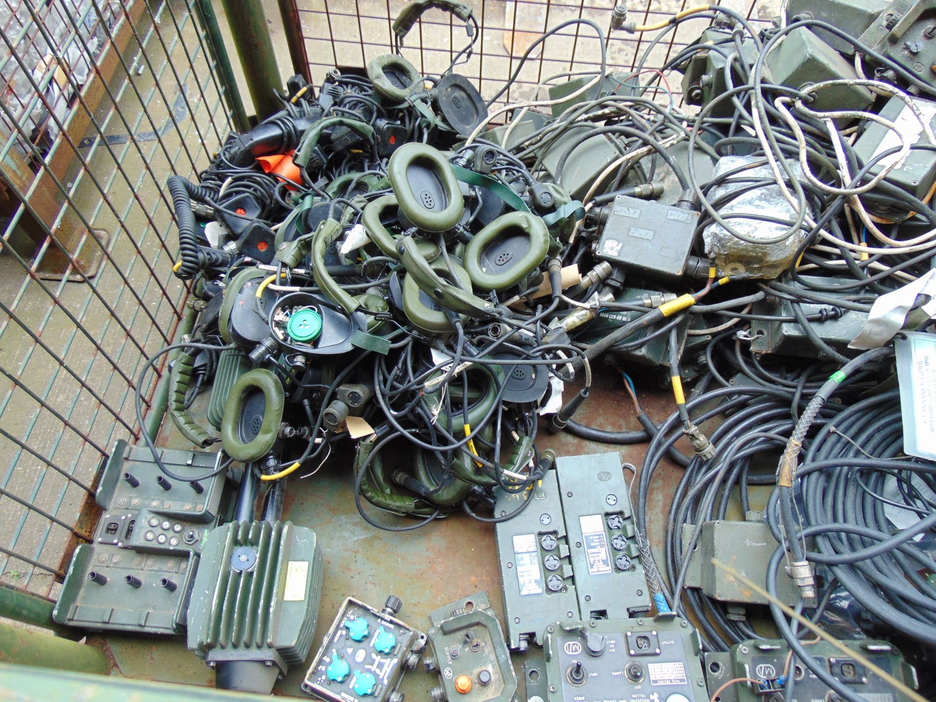 1 x Stillage of Clansman Radio Equipment Inc Headsets / Handsets, Transmitters, power boxes etc - Image 3 of 6