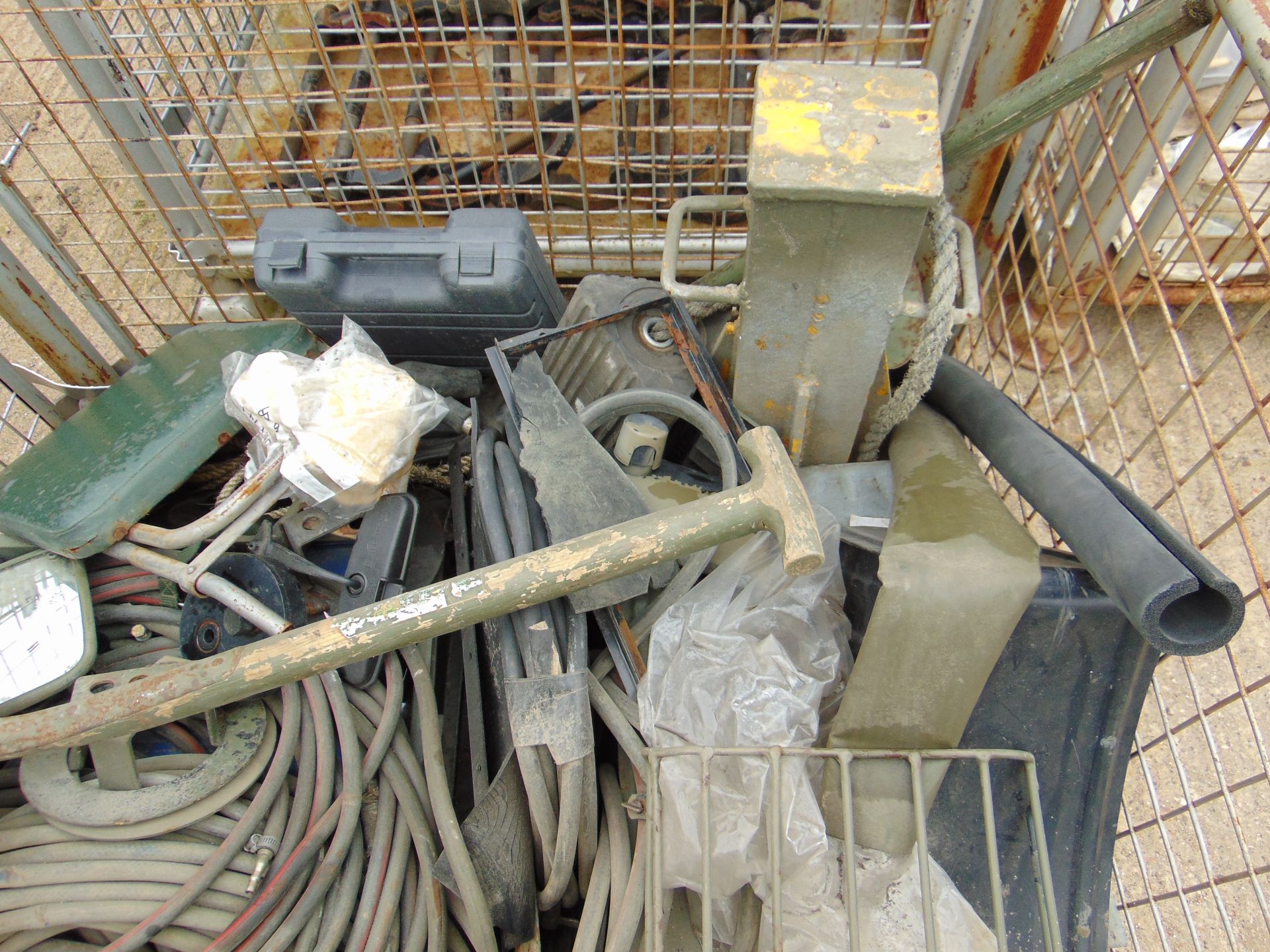 Stillage of Tools, Air Lines, Chocks ect. - Image 4 of 4