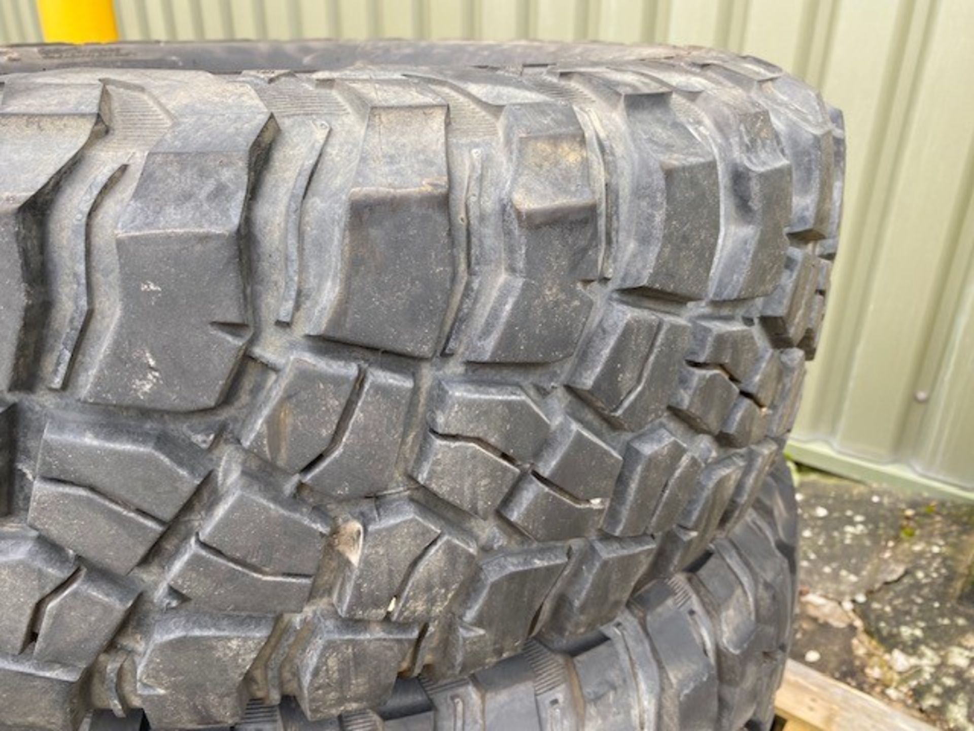 BF Goodrich 265/75R16 wheels and tyres x 4 - Image 7 of 11