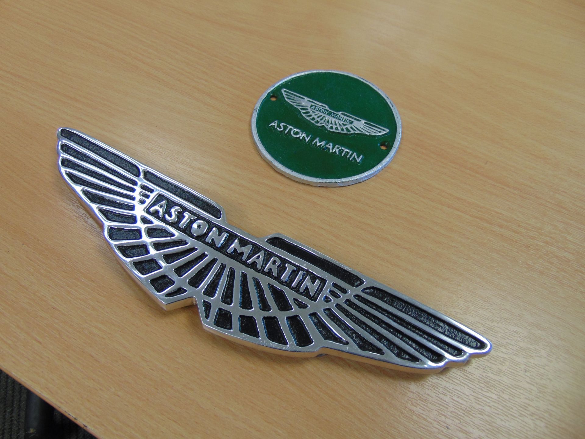 2 x Aston Martin Polished Aluminium Signs and Plaque - Image 4 of 7