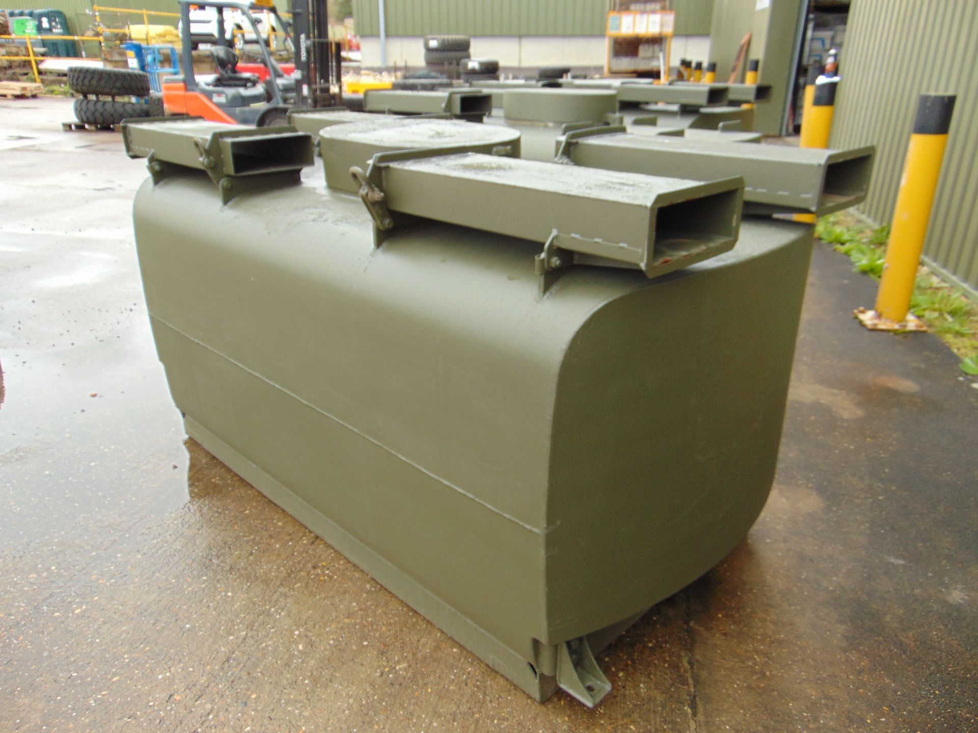 Gloster Saro 2,200 Ltr Aluminium Fuel / Fluid Distribution Tank - Image 5 of 16