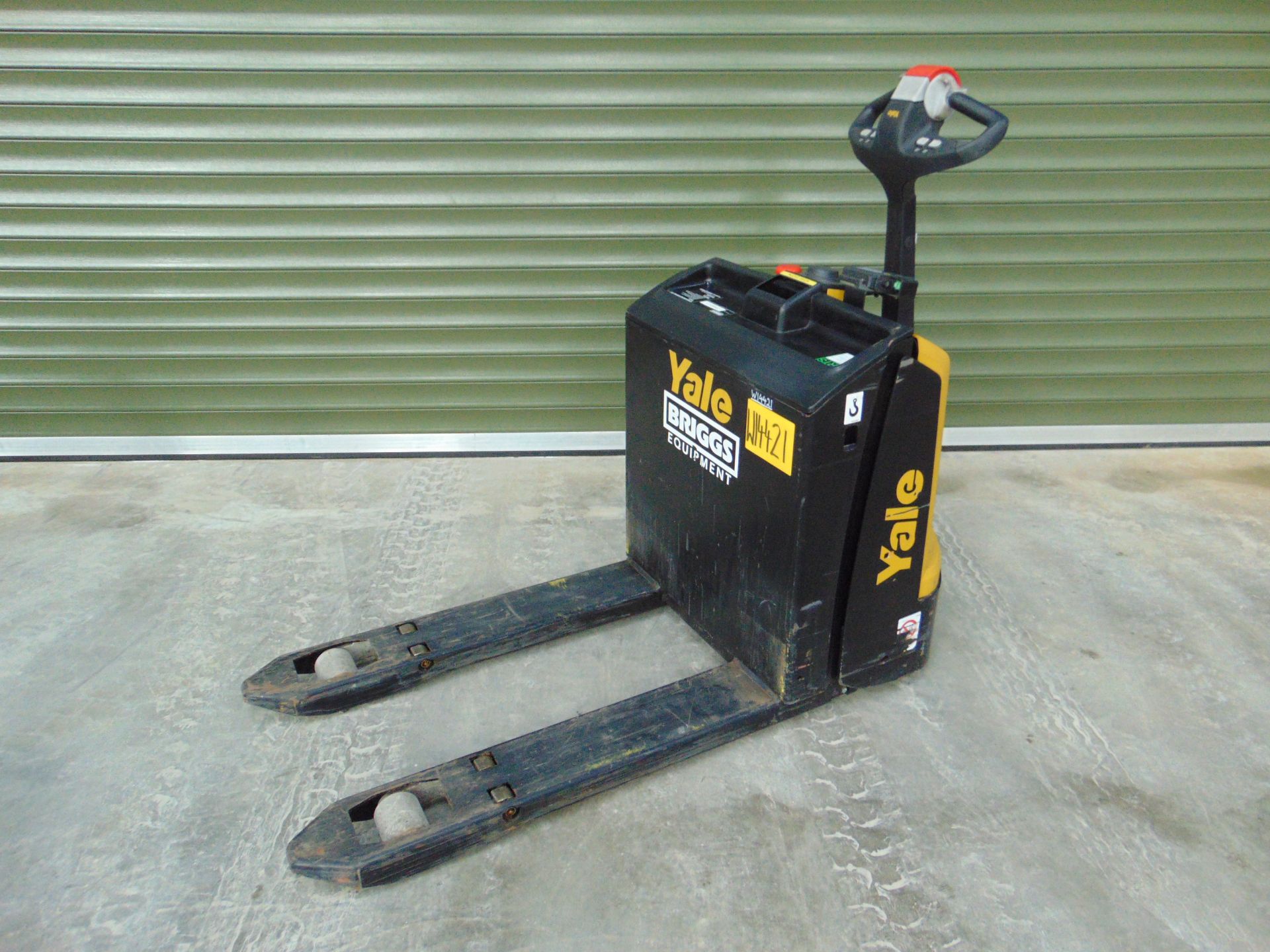 2020 Yale MP20 Electric Pallet Jack w/ Battery Charger Unit - Image 3 of 23