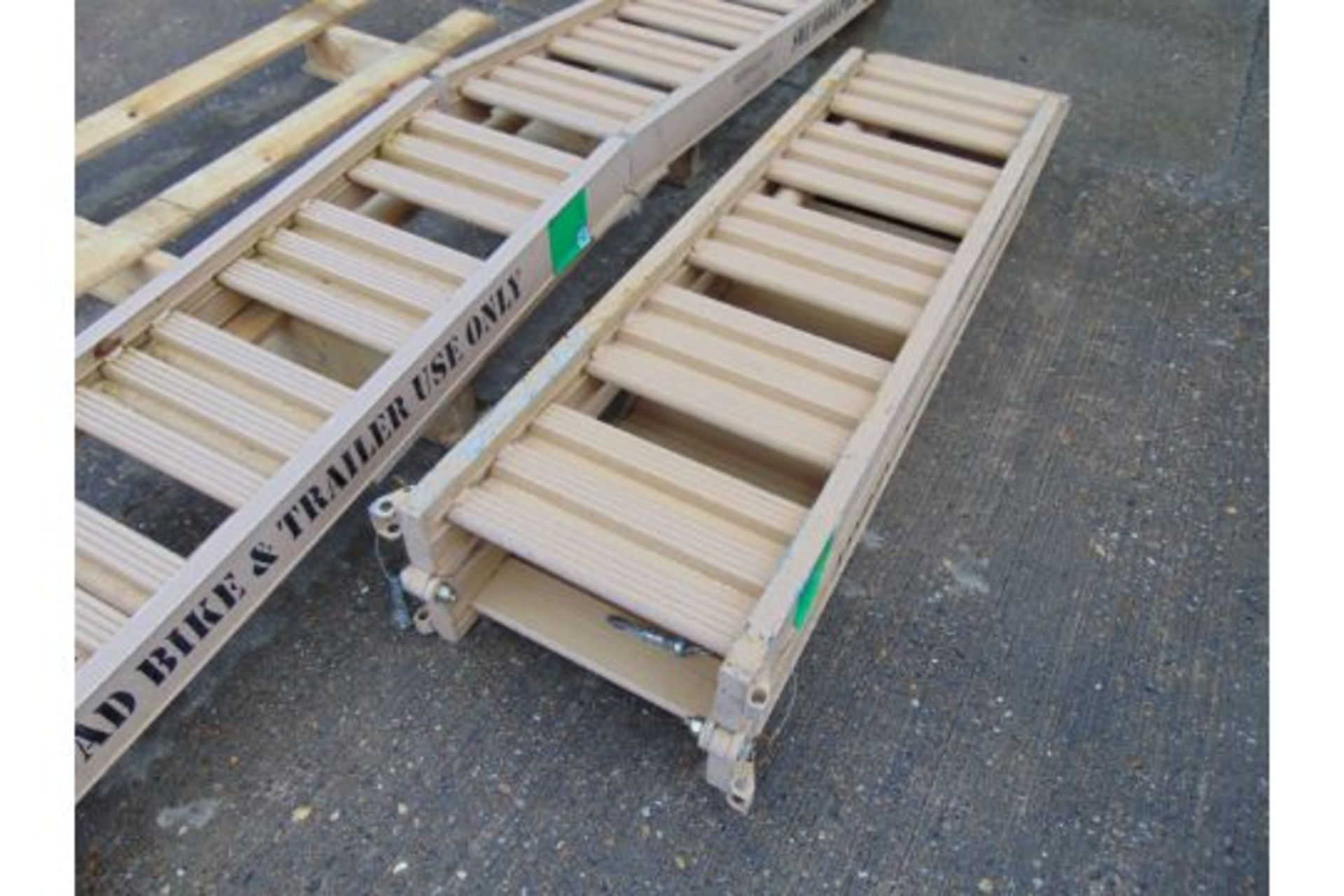 Pair of Heavy Duty Aluminium Folding Quad Bike RTV Ramps, 3.1m long, SWL Per Ramp 600kg - Image 5 of 9