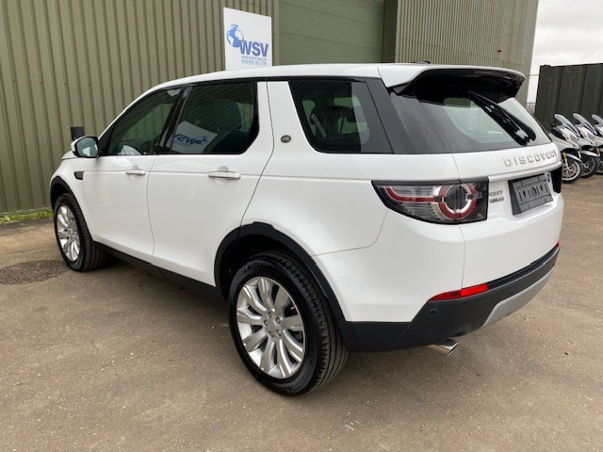 Unused Land Rover Discovery Sport 2.0Si4 HSE Luxury, LHD, year 2015, delivery mileage - 30KMs only! - Bild 3 aus 48