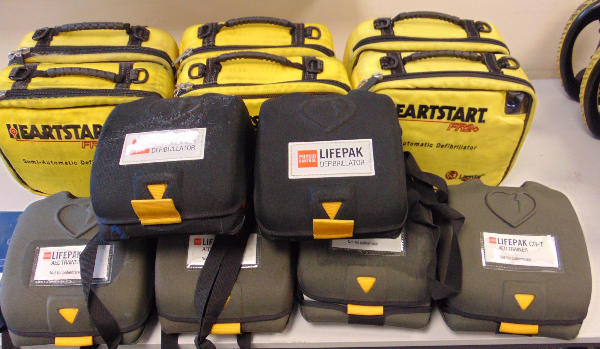 13 x Various Defibrillator Units - Image 5 of 5