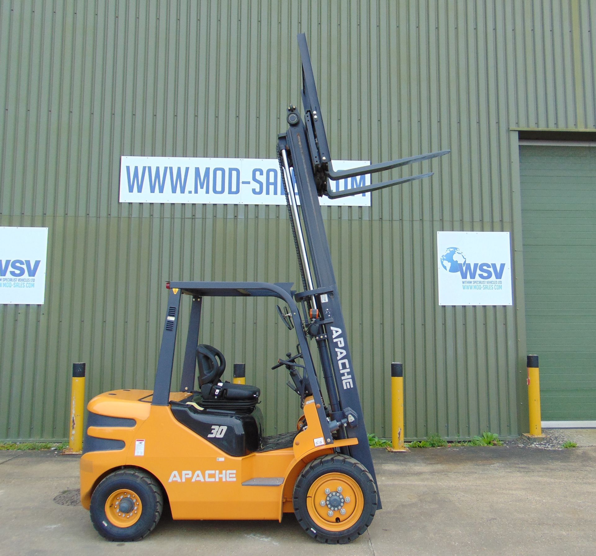 2023 Apache HH30Z - 3 Ton 2 Stage Diesel Fork Lift Truck - Image 26 of 35