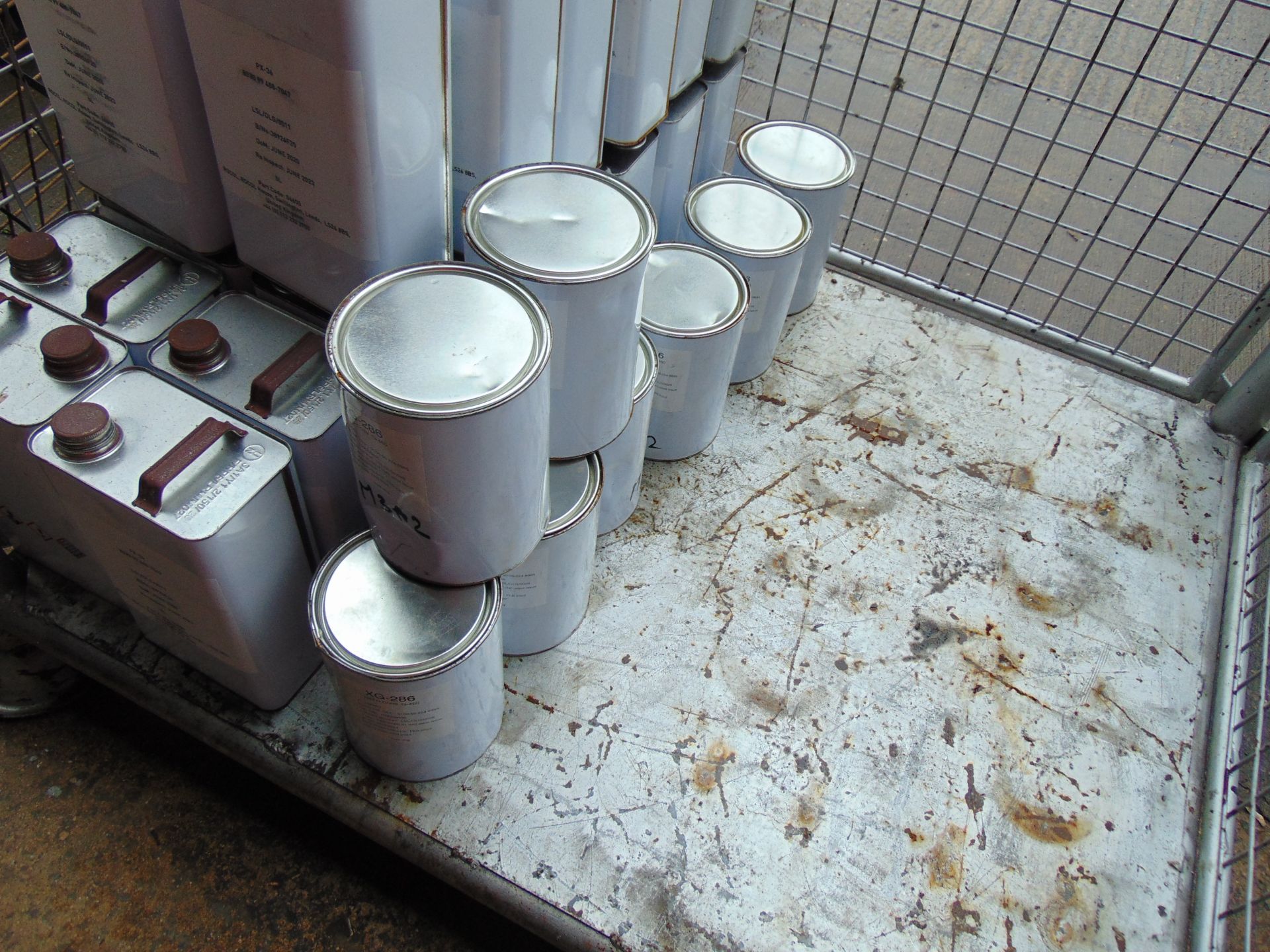 8 x 3kg Tins of XG286 High Performance General Purpose Water Resistant Bearing Grease. - Image 3 of 3