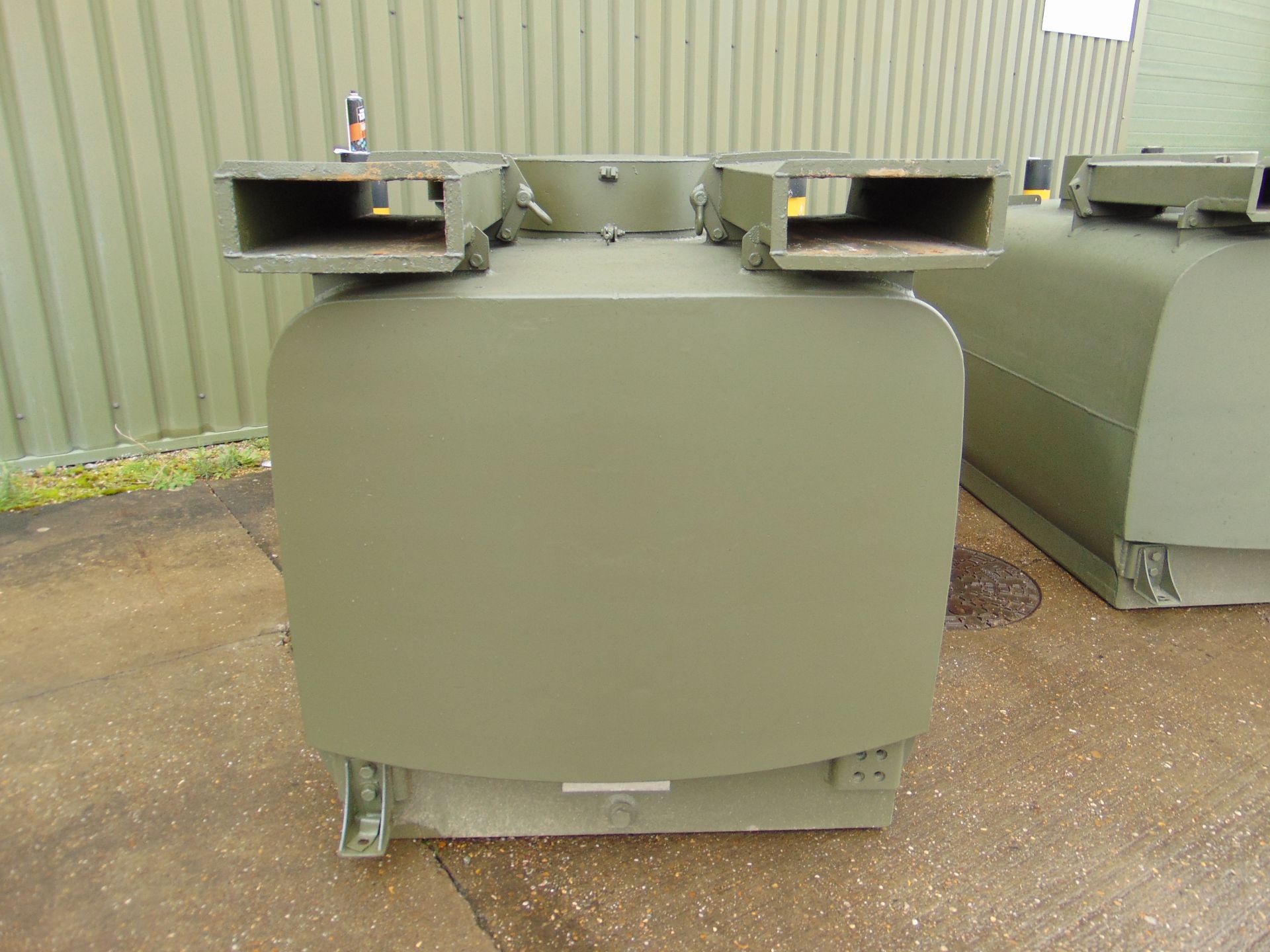 Gloster Saro 2,200 Ltr Aluminium Fuel / Fluid Distribution Tank - Image 2 of 13