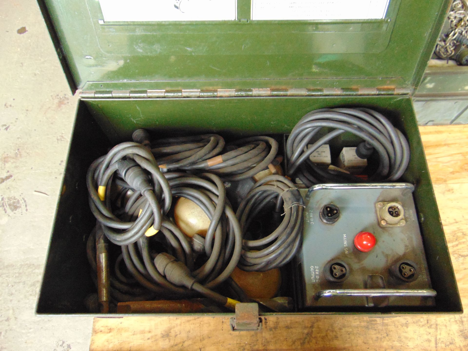 Lighting Kit - Unissued Condition - Complete as Shown - Image 4 of 8