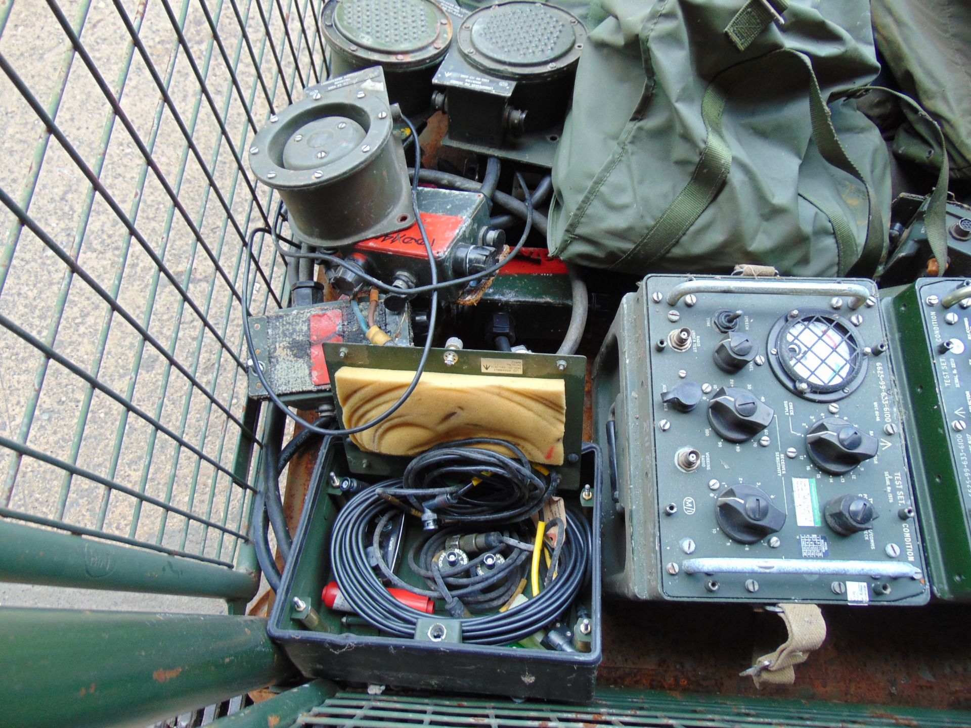 1 x Stillage of Clansman Radio Equipment Inc Antennas, Speaker, Test Sets, Chargers etc - Image 6 of 10