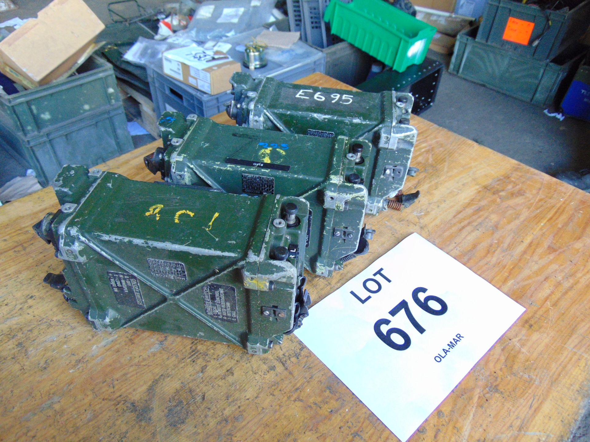 3 x UK/RT 351 Transmitter Receivers - Bild 3 aus 3