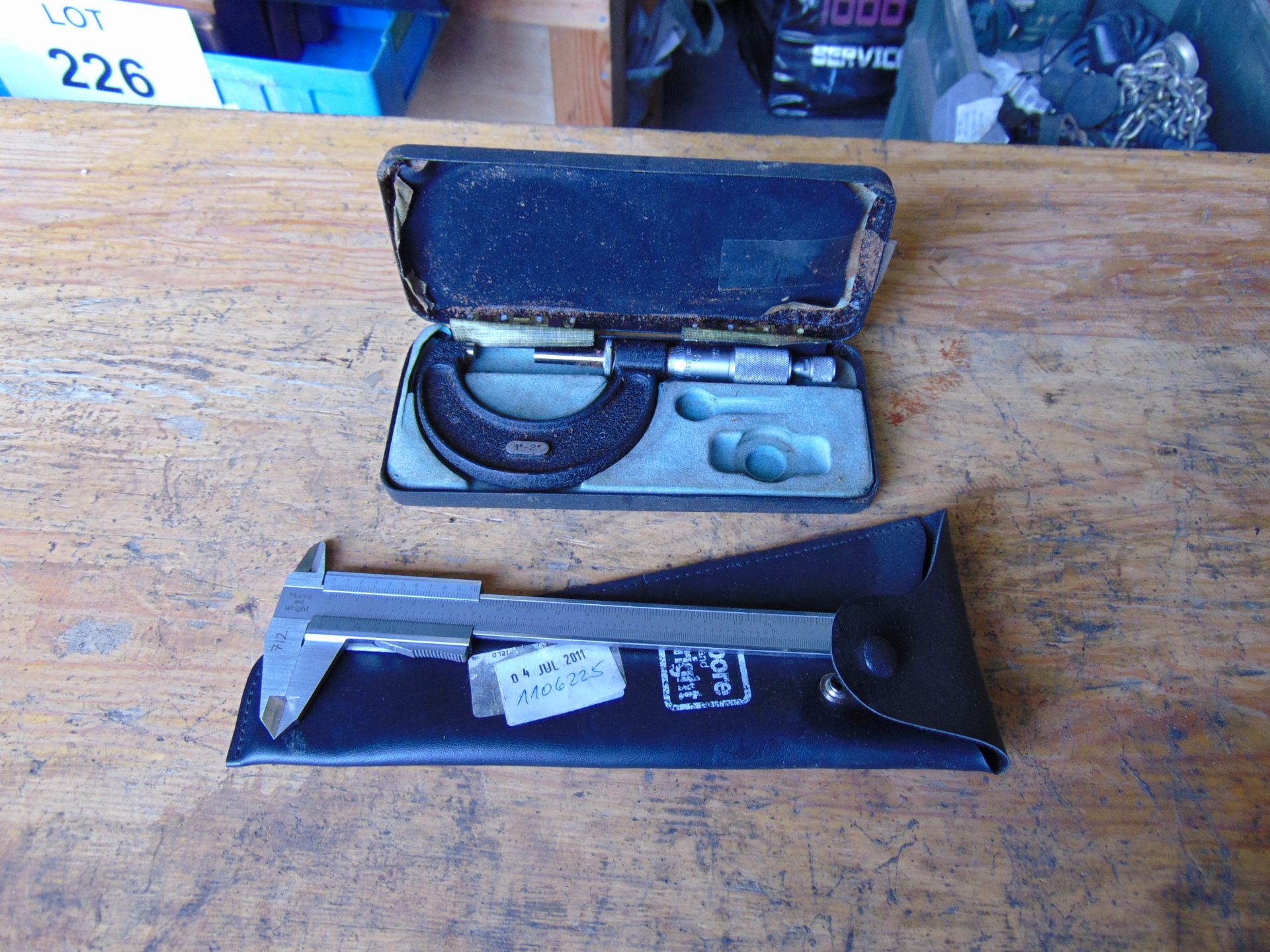 Moore and Wright Engineers Vernier Measure and Micro meter from MoD - Bild 5 aus 5