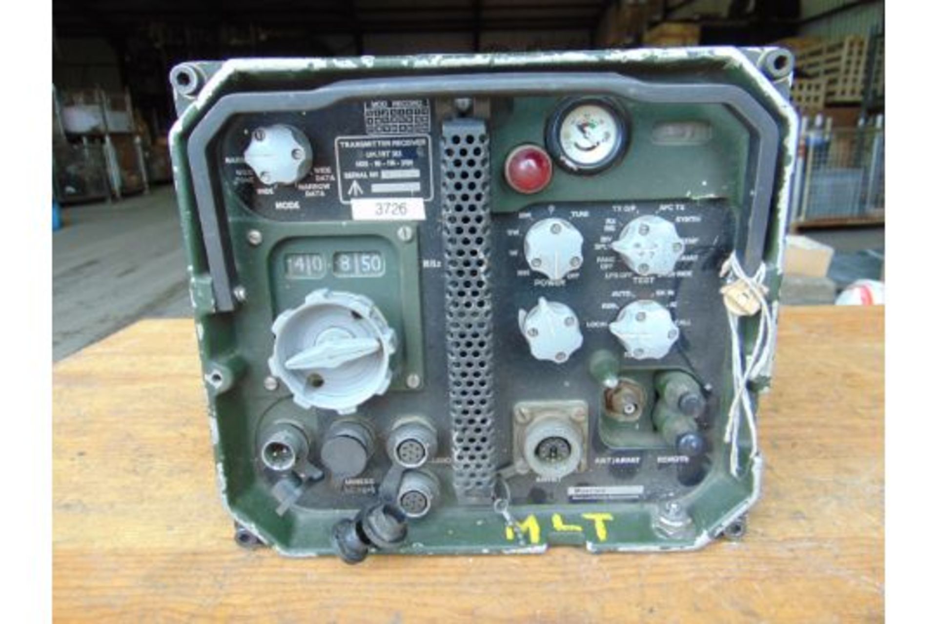 Clansman UK RT 353 VHF Transmitter Receiver Radio - Image 2 of 3
