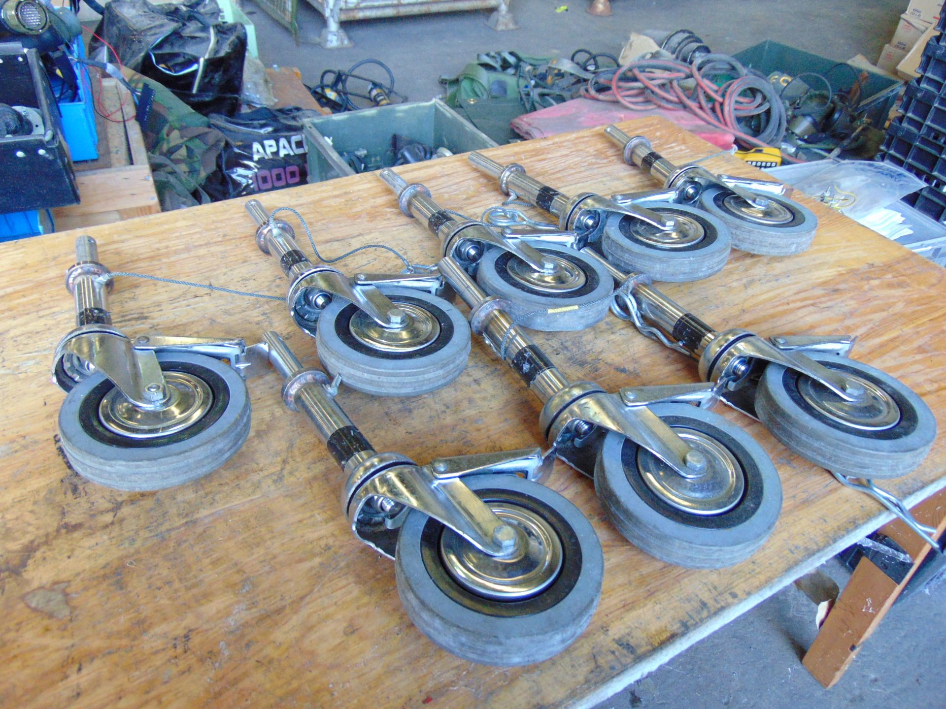 8 x Casters With Brake - Image 4 of 5