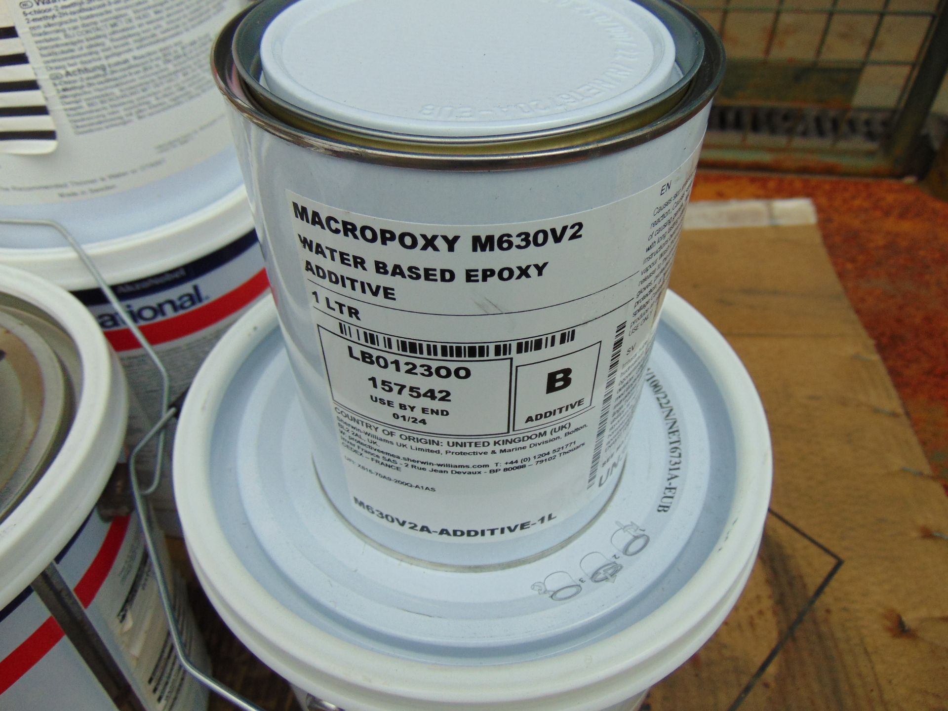2 x 5 Litre Sherwin Williams Epoxy Based Holly Green Paint, New Unissued MoD Reserve Stocks - Image 2 of 3
