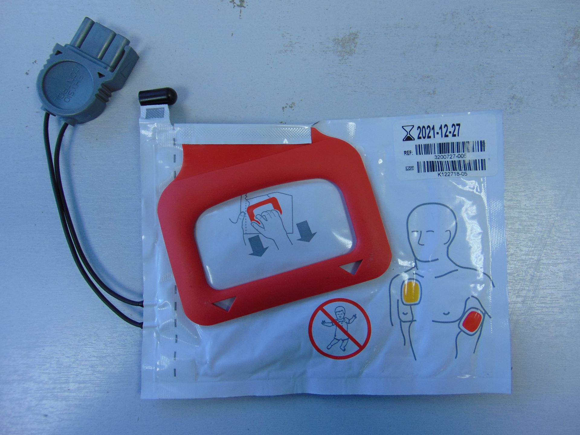 Approx. 10 x Adult Defibrillation Electrode Pack - Image 4 of 4