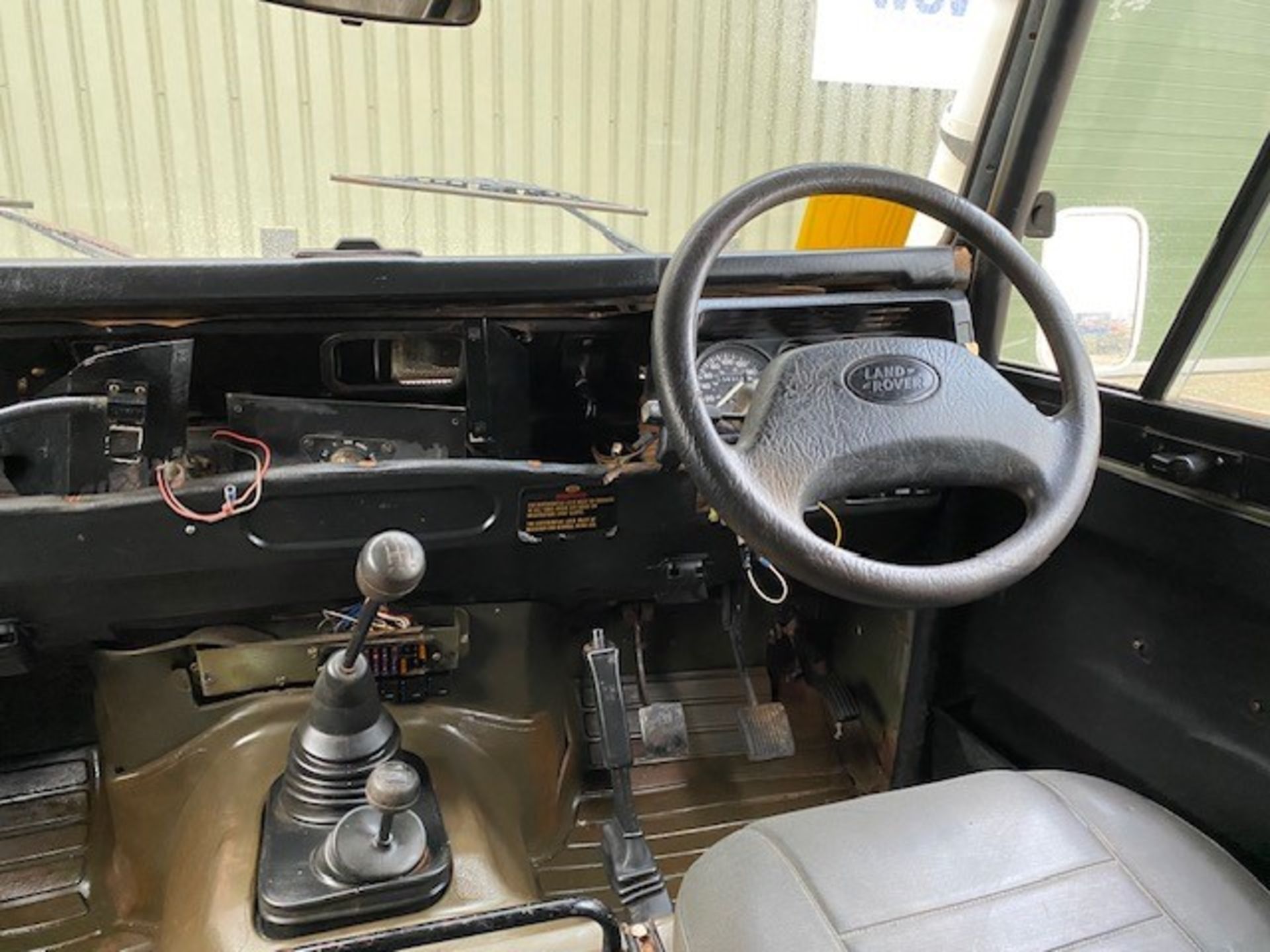 Land Rover 110 Wolf RHD Soft Top - Image 29 of 54