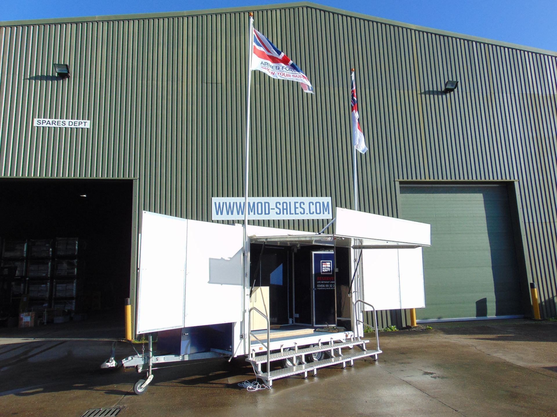 Ex Royal Navy Exhibition Show Trailer - Bild 2 aus 46