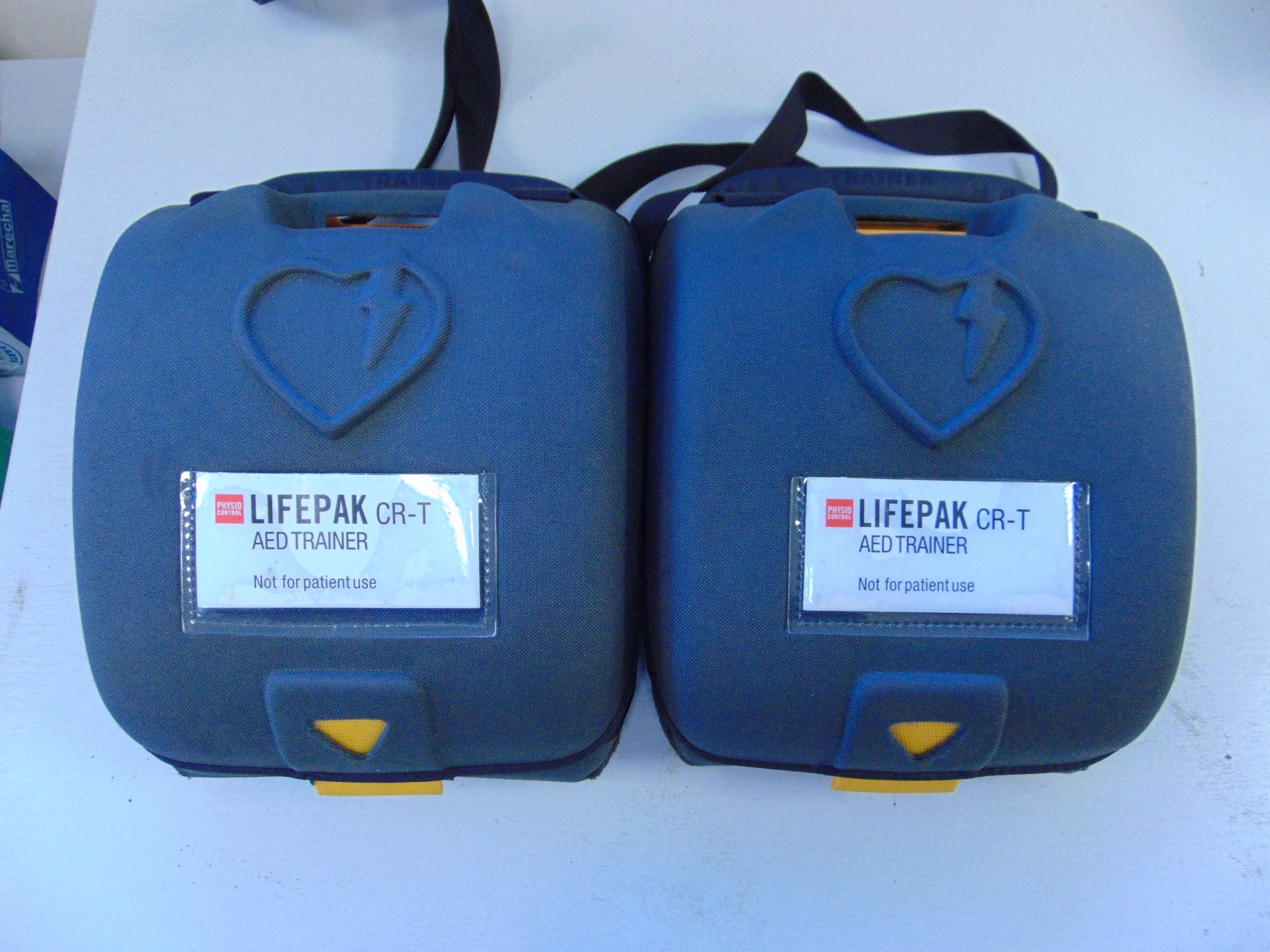 2 x Physio Controls Lifepak CR-T Defibrillator AED Trainer Unit in Carry Case - Image 2 of 4