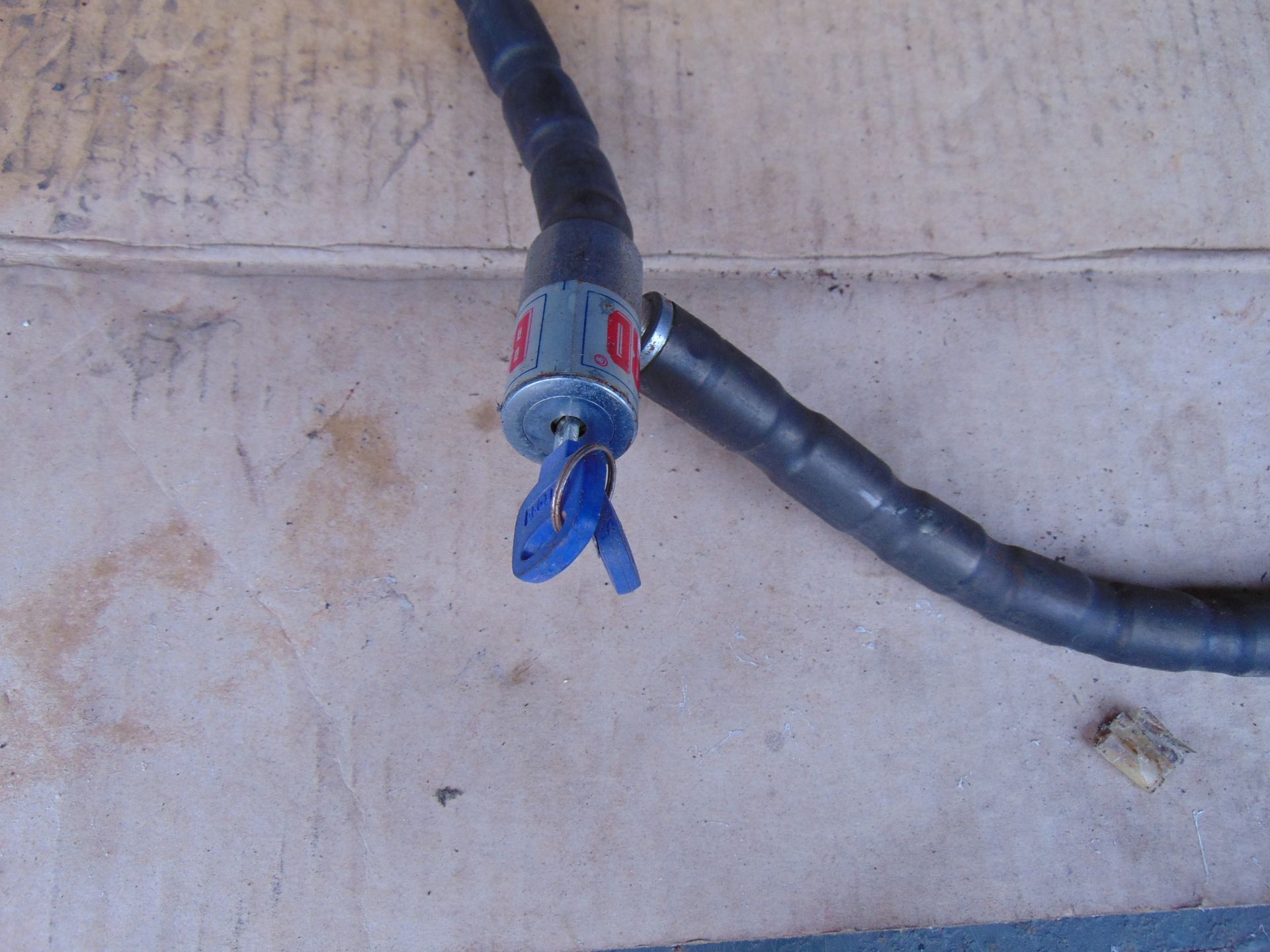 1 x Heavy Duty Body Guard Cable Lock with Keys - Bild 4 aus 4