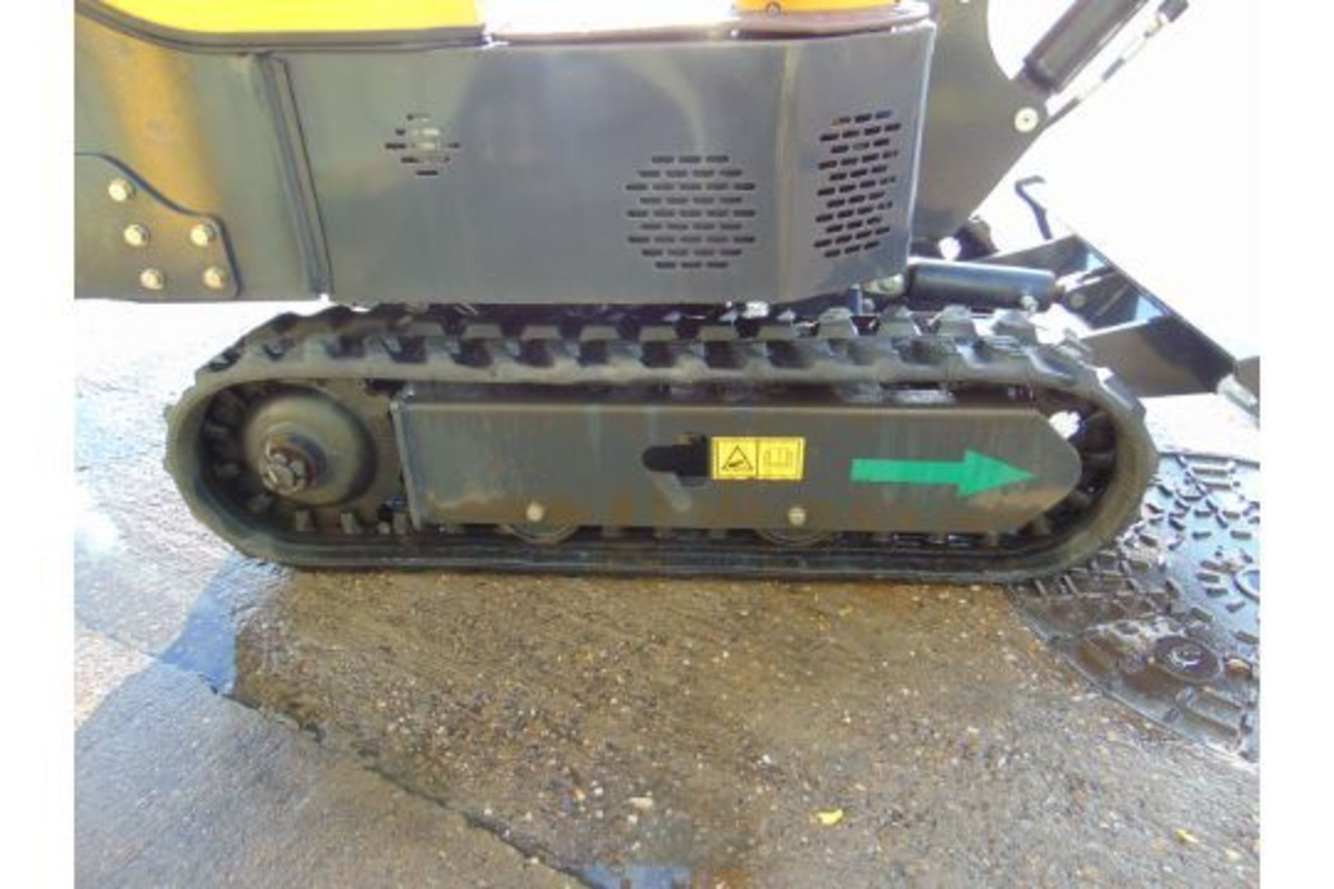 Attack AT10 Diesel Tracked Excavator - Image 12 of 21