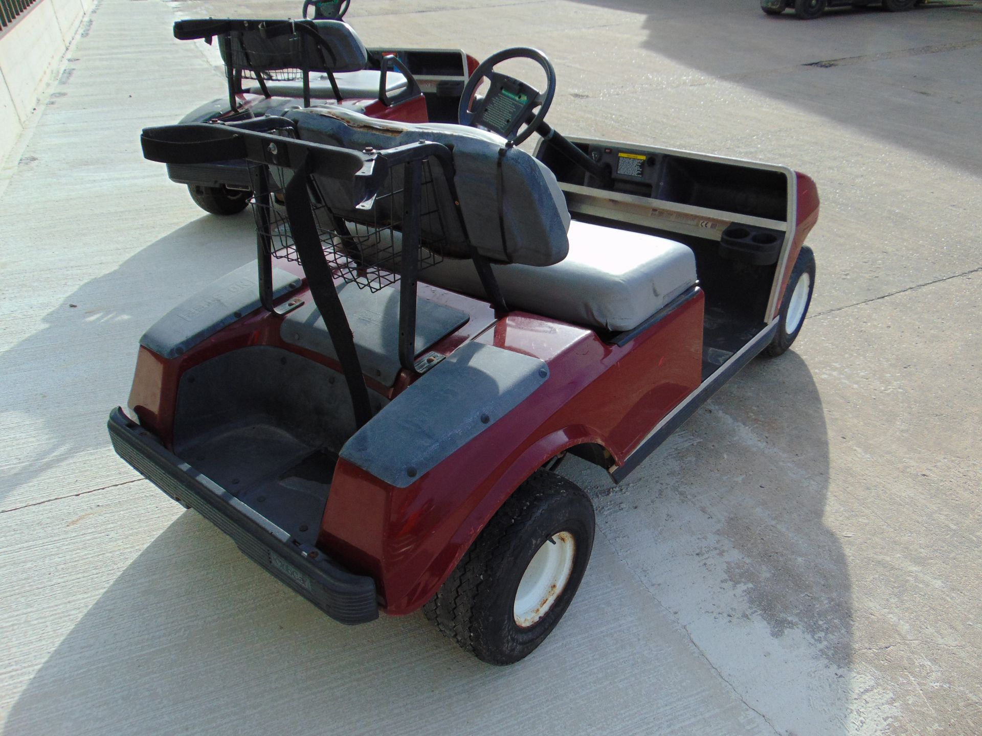 Club Car Golf Cart - Petrol Engine. - Image 3 of 16