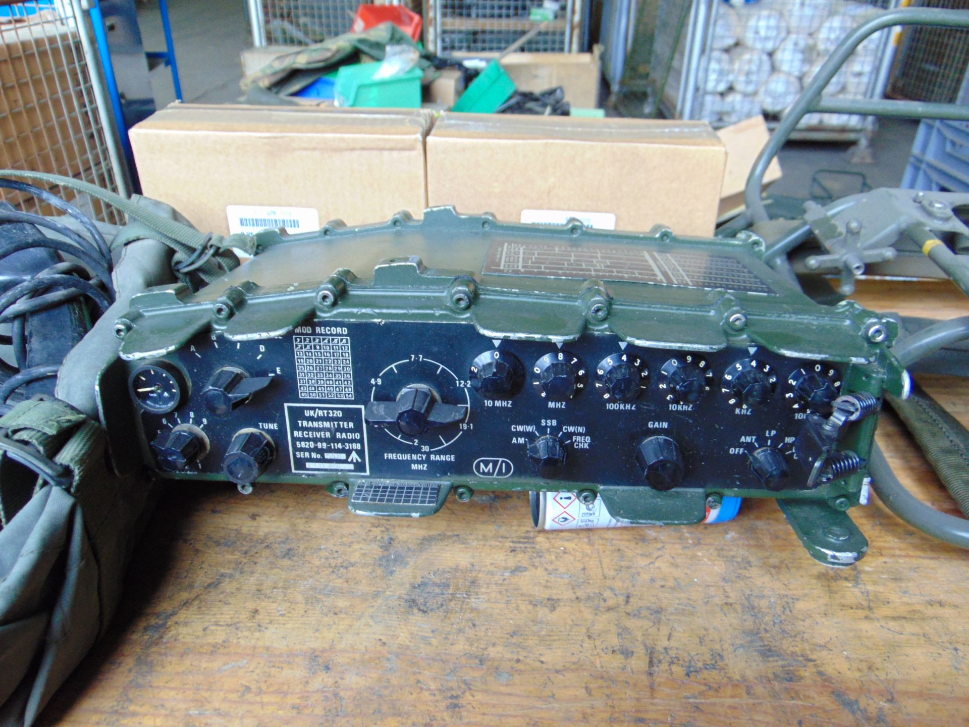 Clansman UK/RT 320 Transmitter Receiver HF c/w Kit & Two Spare Batteries as shown - Image 4 of 5