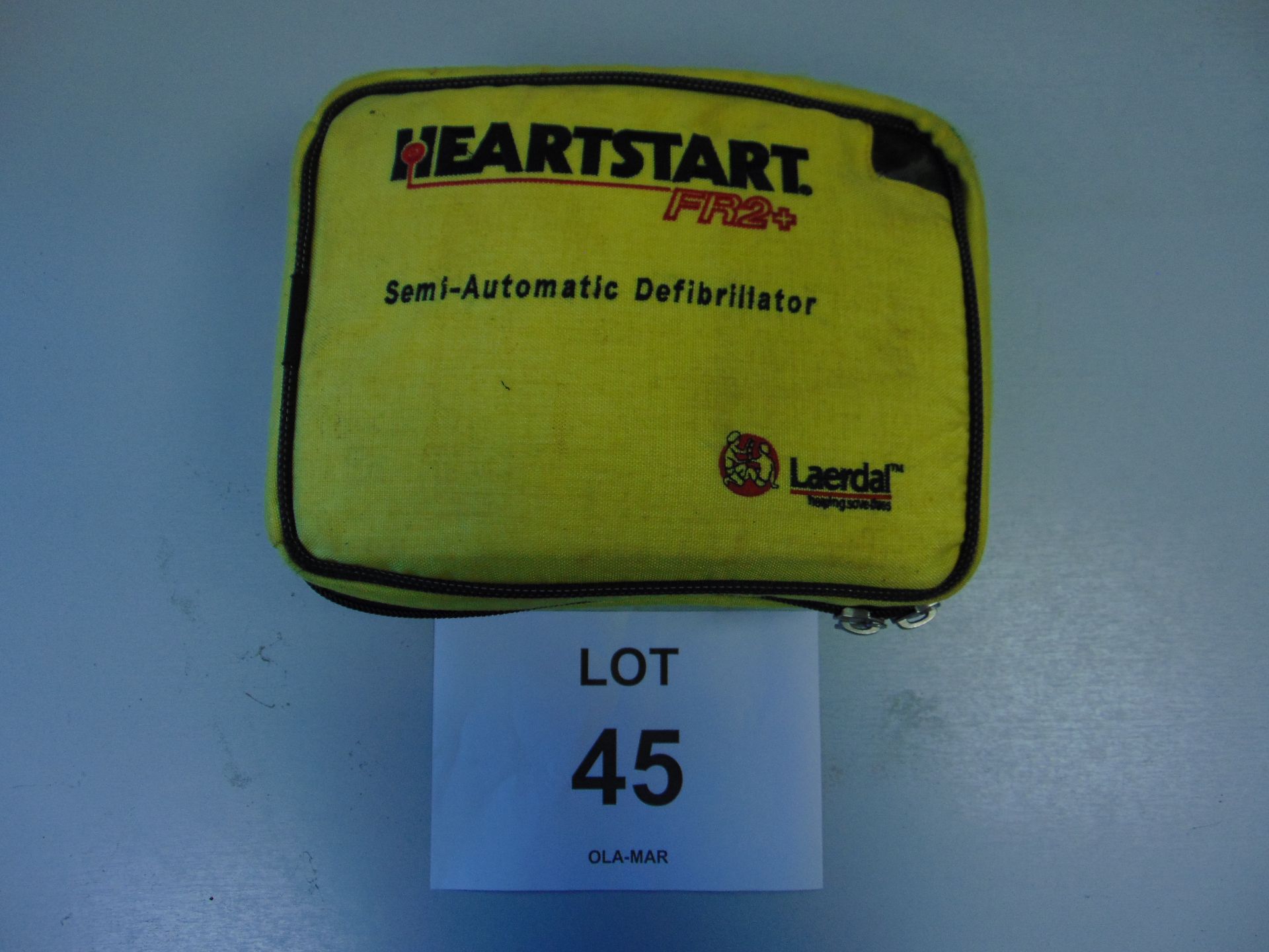 Heartstart FR2+ Semi-Automatic Defibrillator Unit in Carry Case