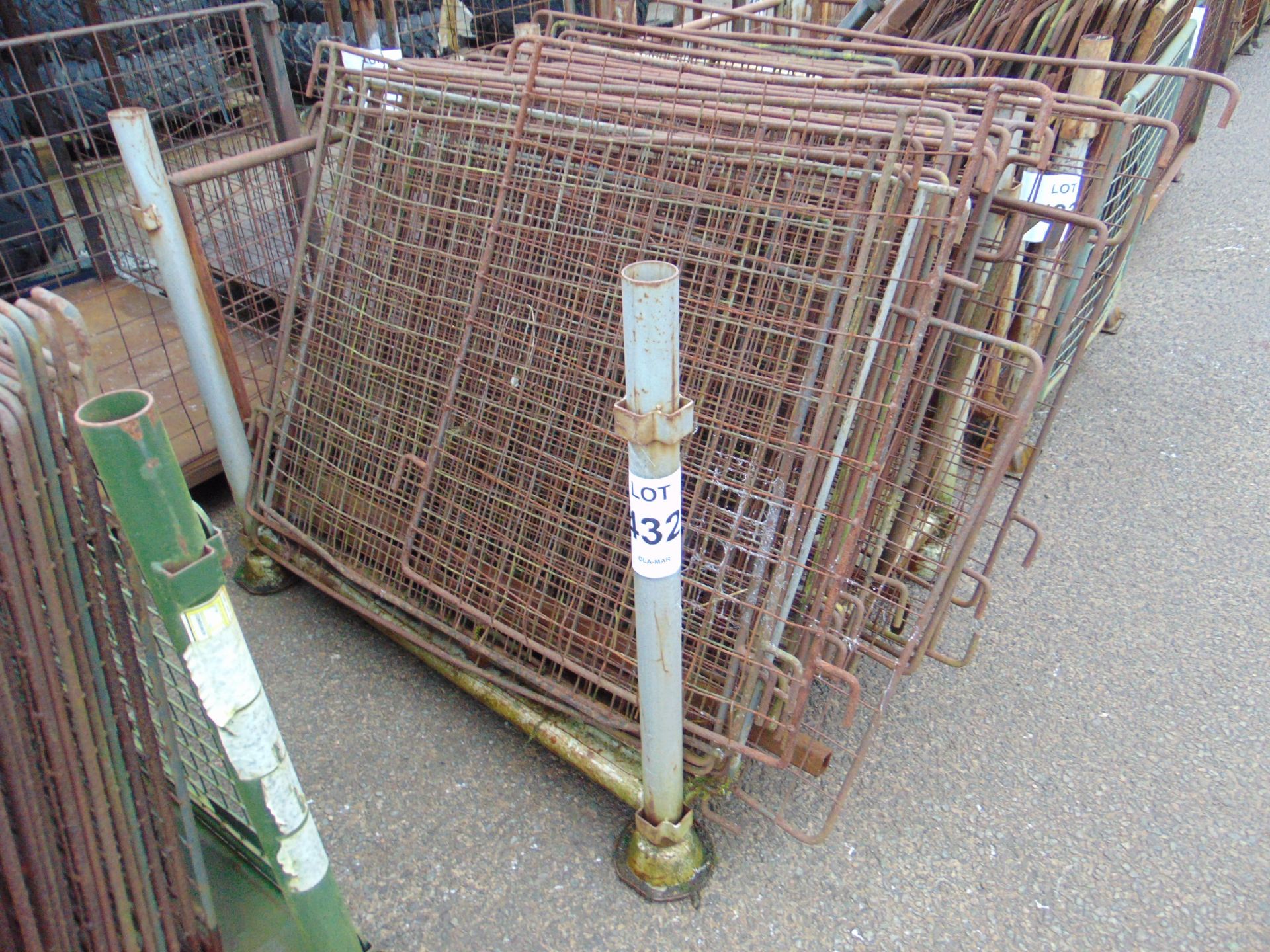 Assortment of Stillage Sides Approx. 34 - INCLUDING STILLAGE - Image 2 of 4