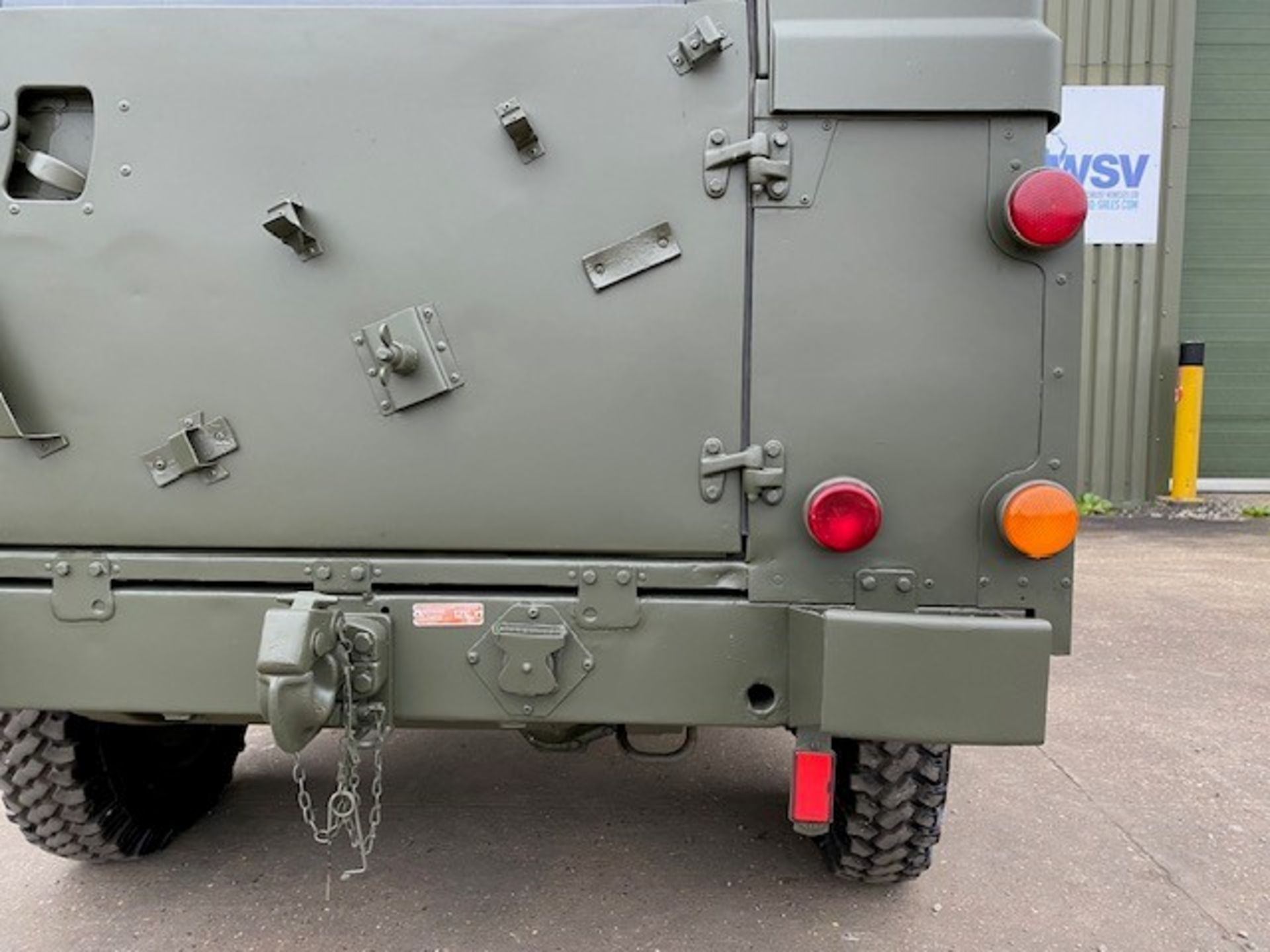 Land Rover Defender 110 Tithonus LHD - Image 12 of 54