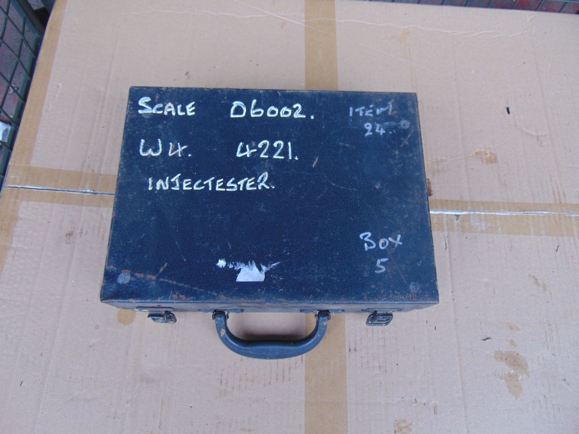 T1 Model 102 Diesel Injector Tester in Transit case from MoD - Image 5 of 6