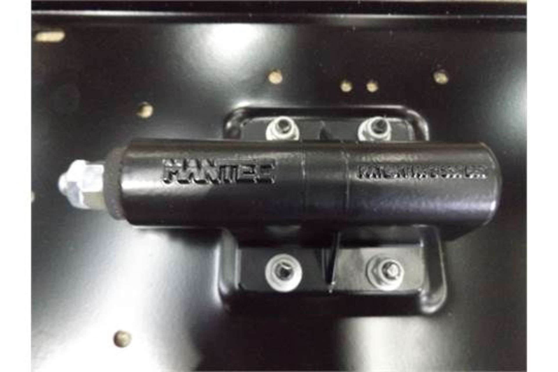 Land Rover Swing Out Spare Wheel Carrier Kit VPLDR0130 - Image 7 of 10