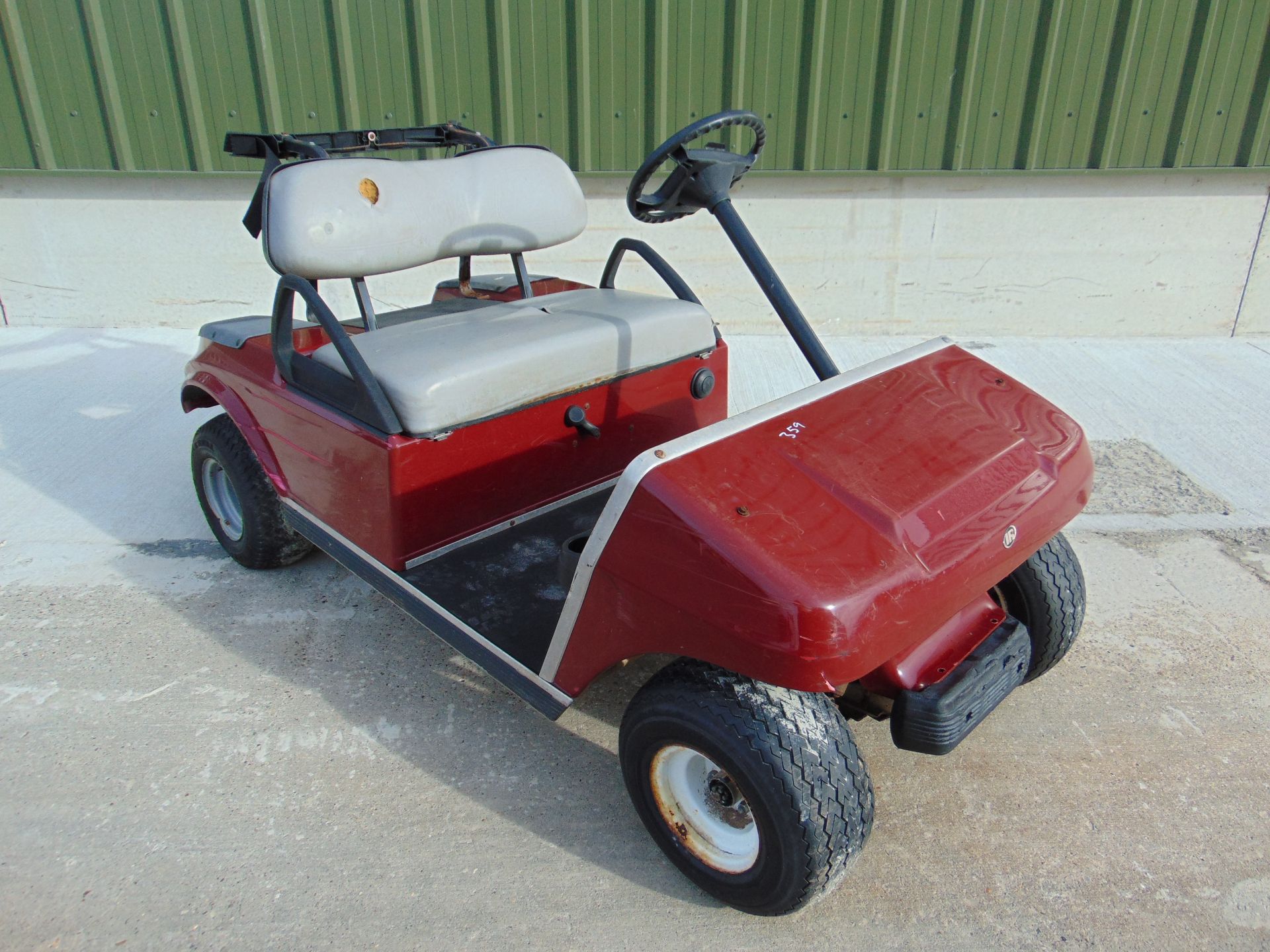 Club Car Golf Cart - Petrol Engine