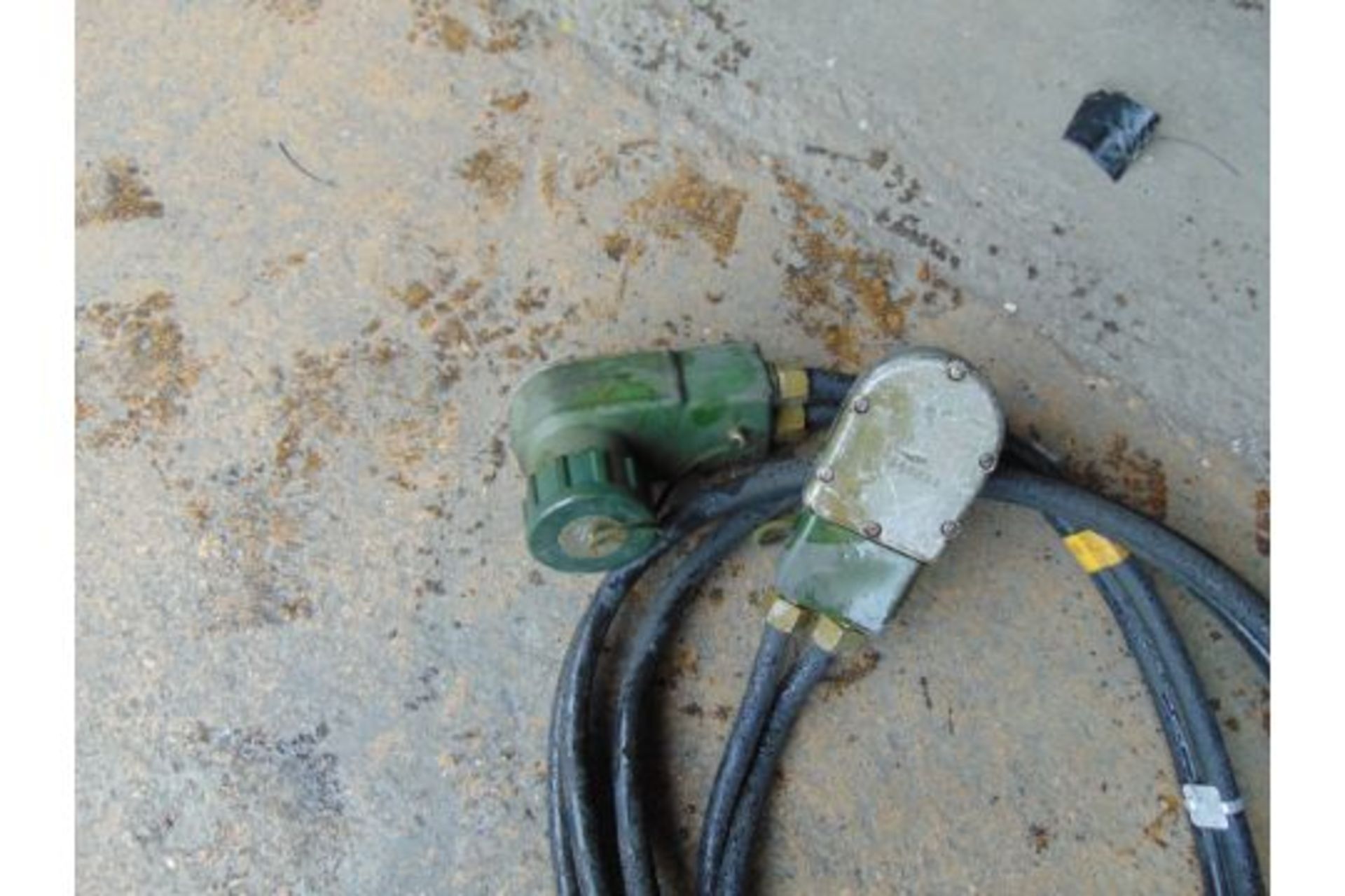 1 x NATO Inter Vehicle Jump Start Cable - Image 4 of 4