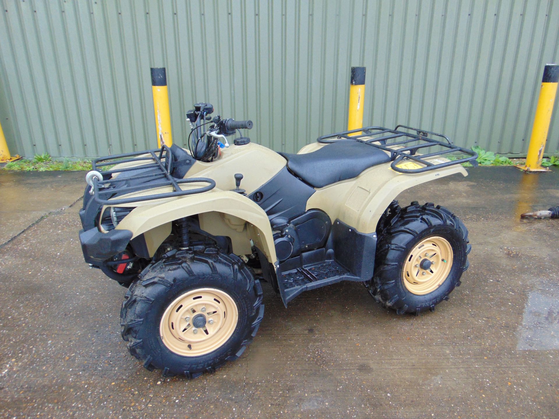 Yamaha Grizzly 450 4 x 4 ATV Quad Bike 1518 hours only from MOD - Image 2 of 24