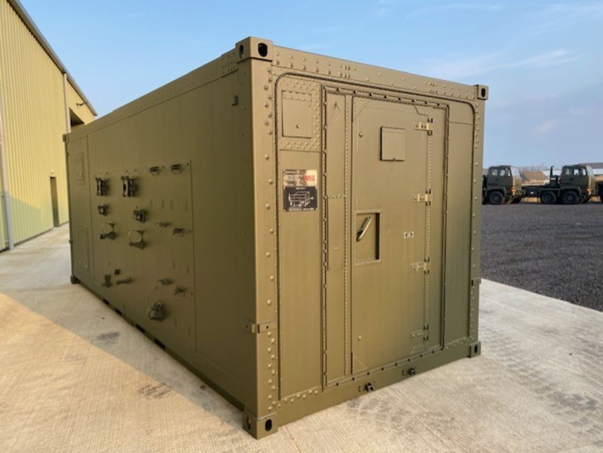 Transportable Lithium-ion Battery Storage & Charging Container From the UK Ministry of Defence - Bild 18 aus 65