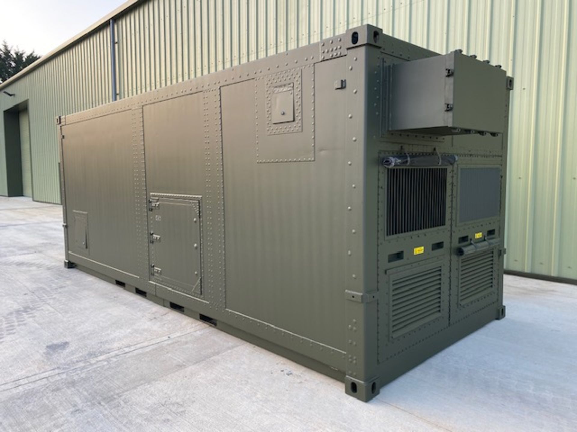 Transportable Lithium-ion Battery Storage & Charging Container From the UK Ministry of Defence - Bild 11 aus 65