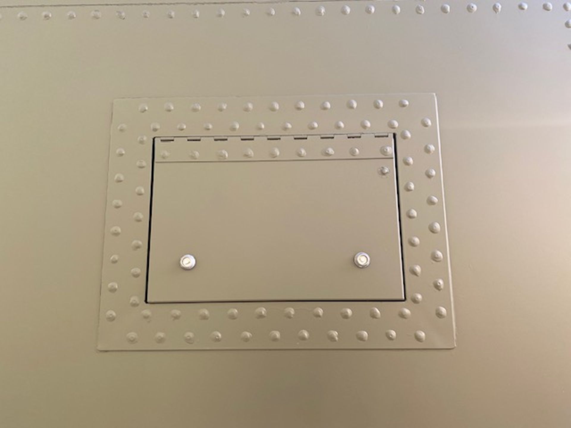 Transportable Lithium-ion Battery Storage & Charging Container From the UK Ministry of Defence - Bild 29 aus 65