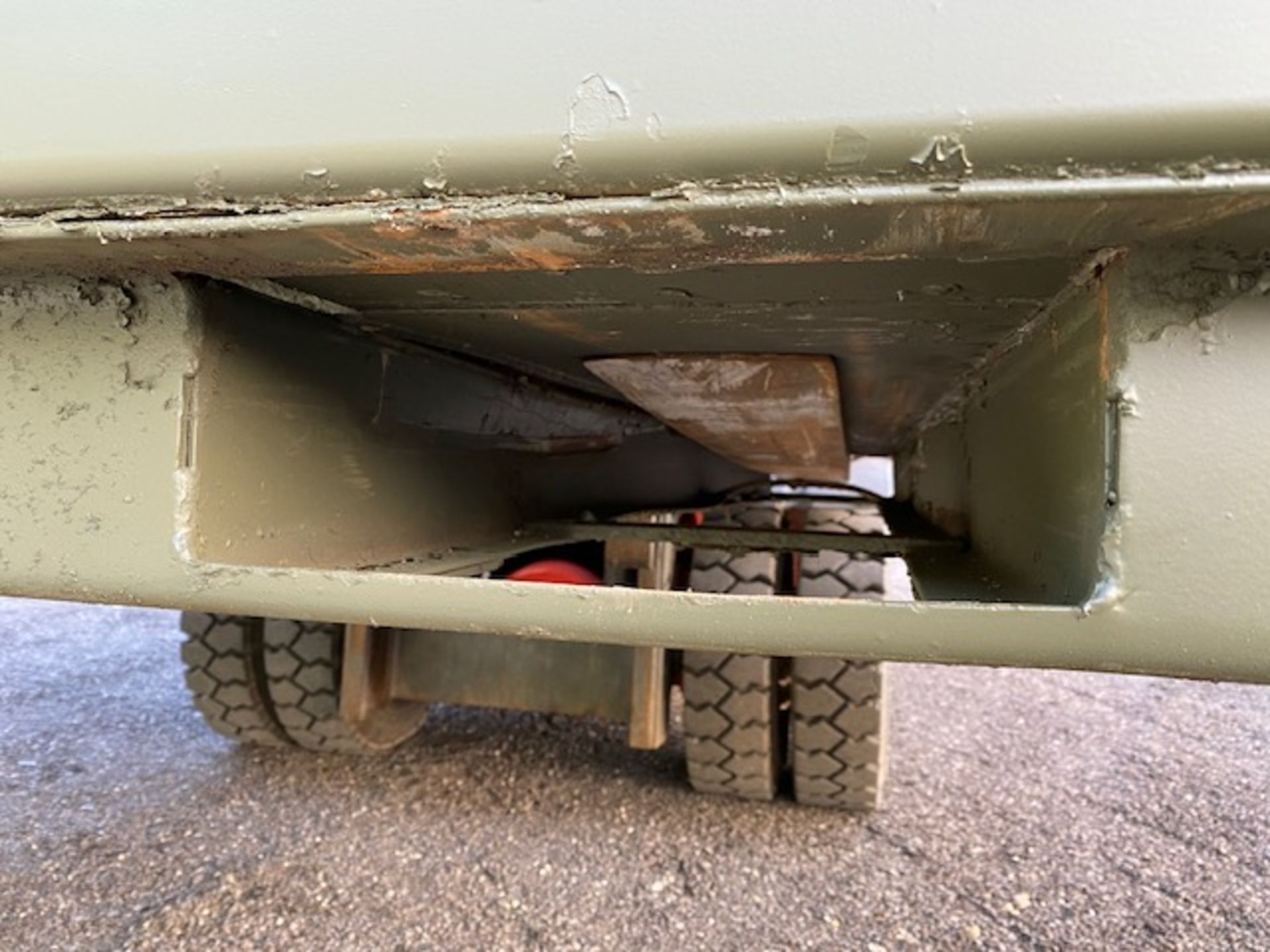 Transportable Lithium-ion Battery Storage & Charging Container From the UK Ministry of Defence - Image 24 of 65